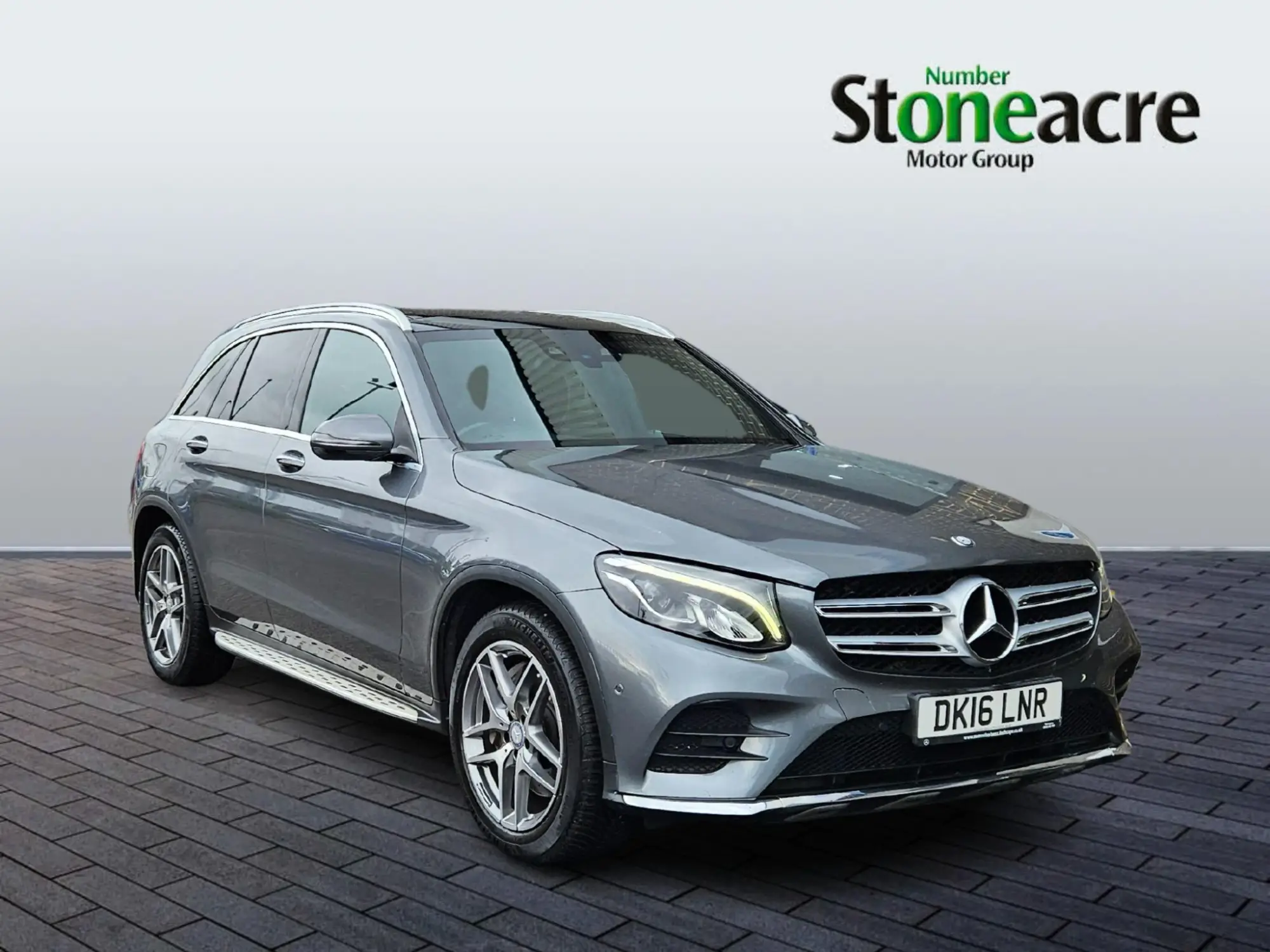 Mercedes-Benz GLC 2.1 GLC250d AMG Line (Premium) SUV 5dr Diesel G-Tronic 4MATIC Euro 6 (s/s) (204 ps) DK16LNR Image 1