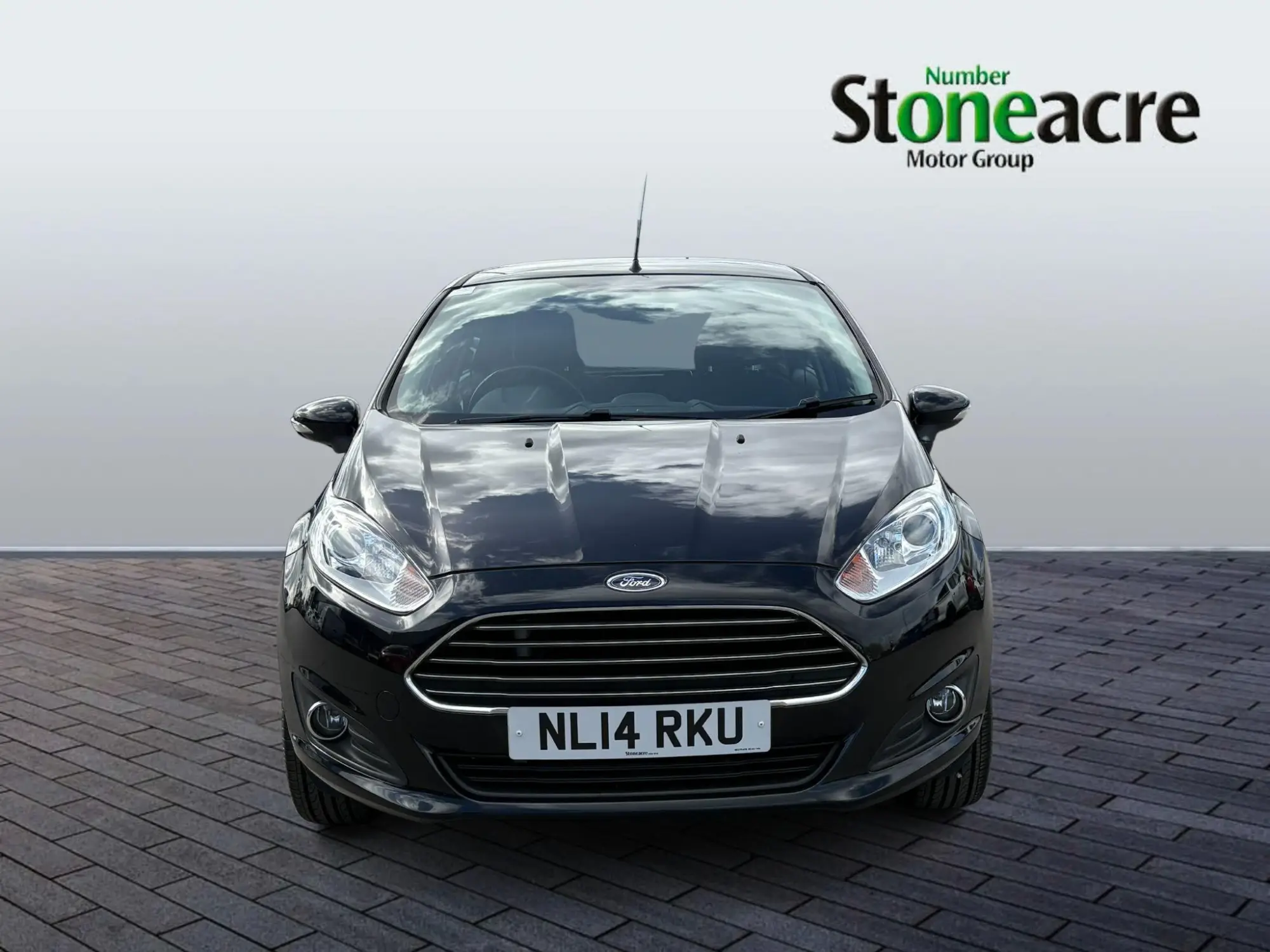 Ford Fiesta 1.25 Zetec Hatchback 5dr Petrol Manual Euro 5 (82 ps) NL14RKU Image 2