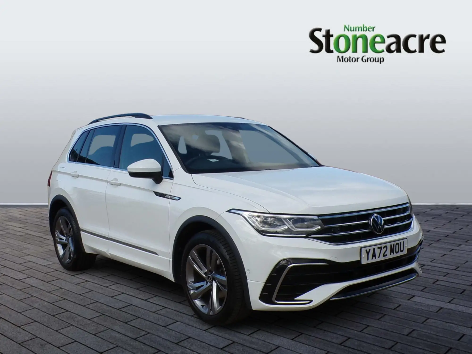Volkswagen Tiguan 1.5 TSI R-Line Edition DSG Euro 6 (s/s) 5dr YA72MOU Image 1