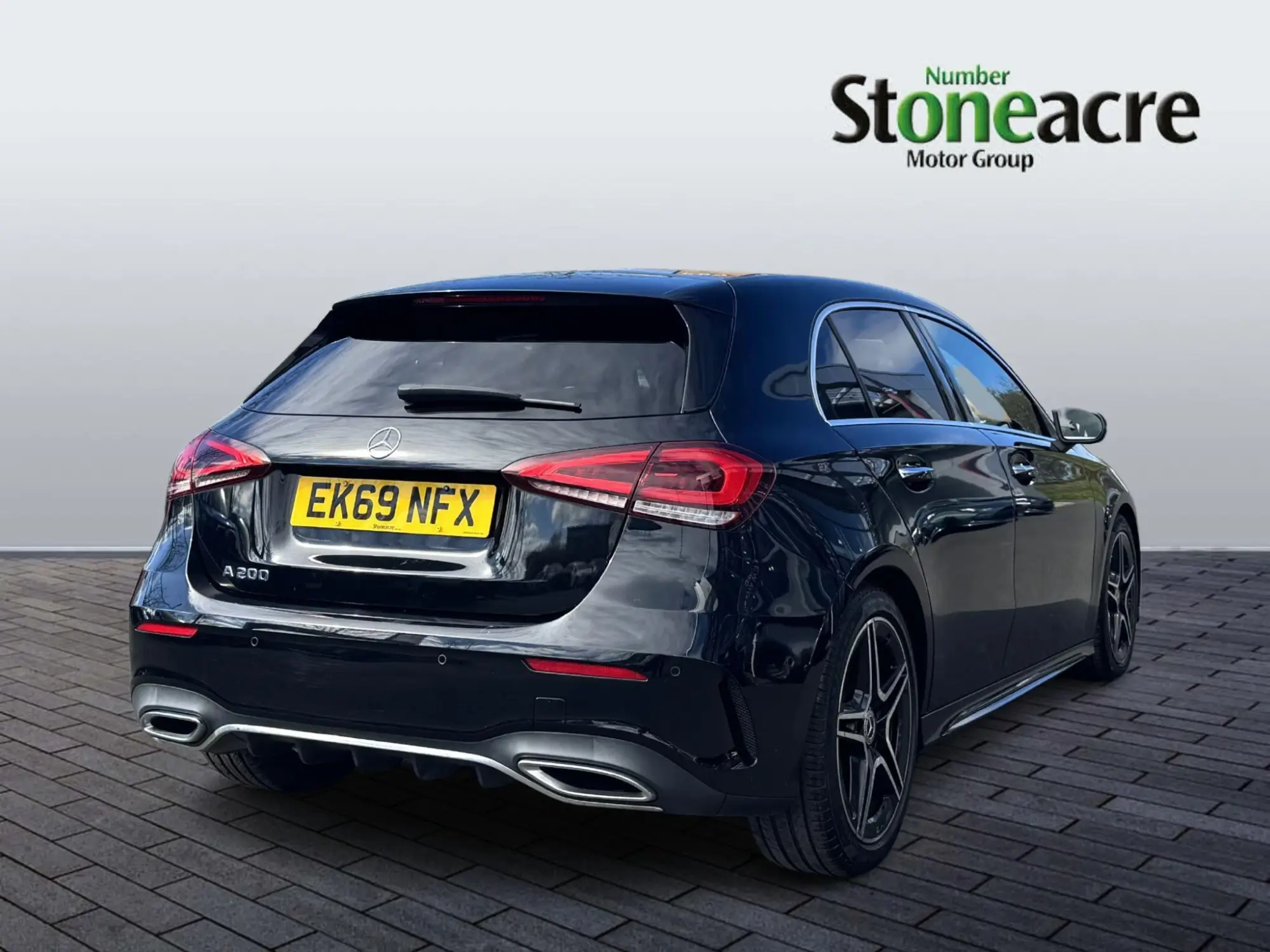 Mercedes-Benz A-Class A200 AMG Line Premium 5dr Auto XL08LOZ Image 3