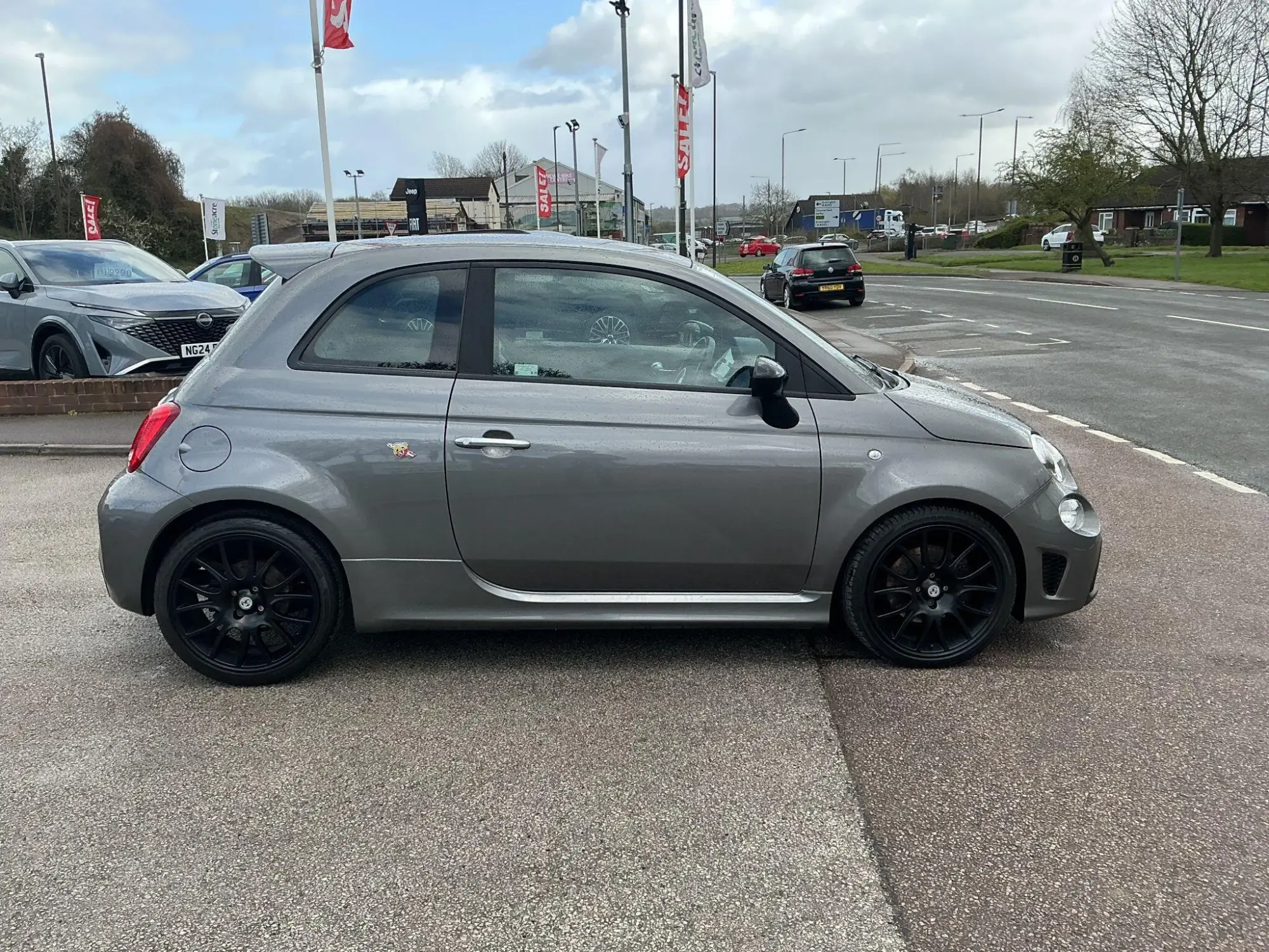 Abarth 595 F595 1.4 Tjet 165hp YP22VGL Image 2