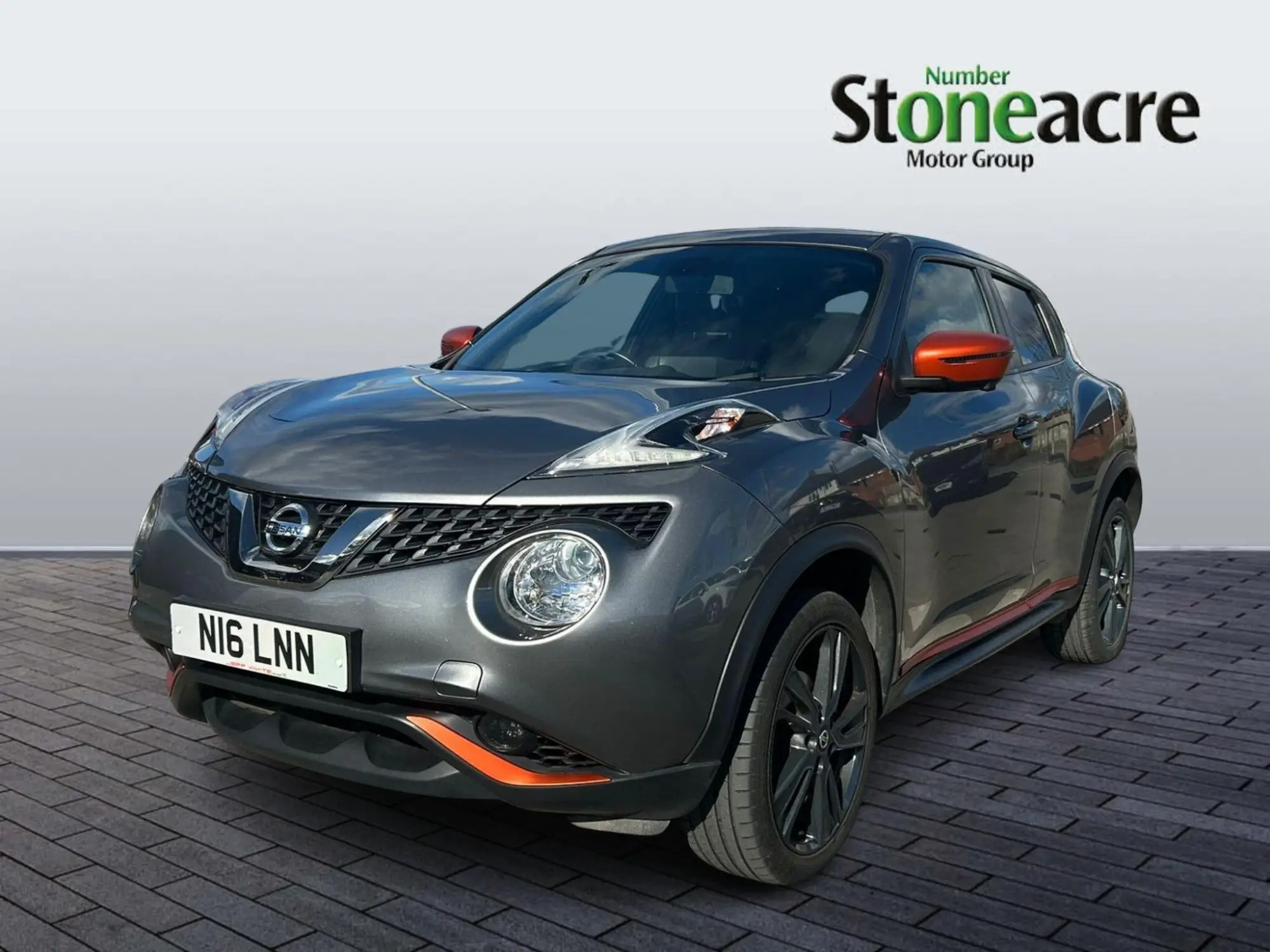 Nissan Juke 1.6 Tekna XTRON Euro 6 5dr FV68GDU Image 3