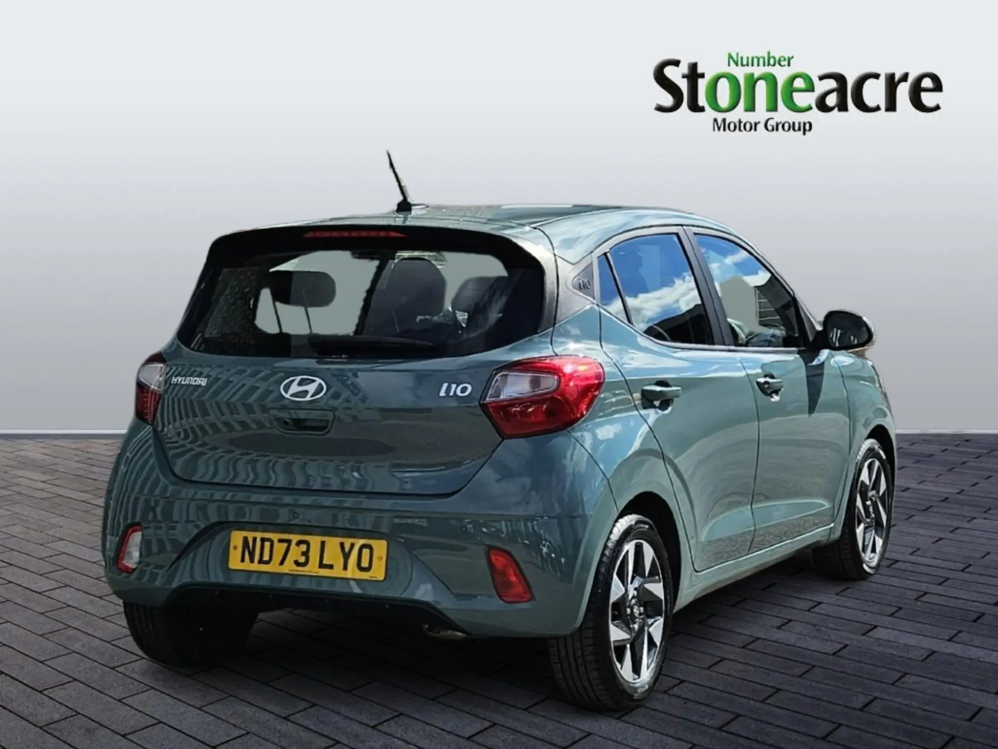 Hyundai i10 1.0 Advance 5dr ND73LYO Image 3