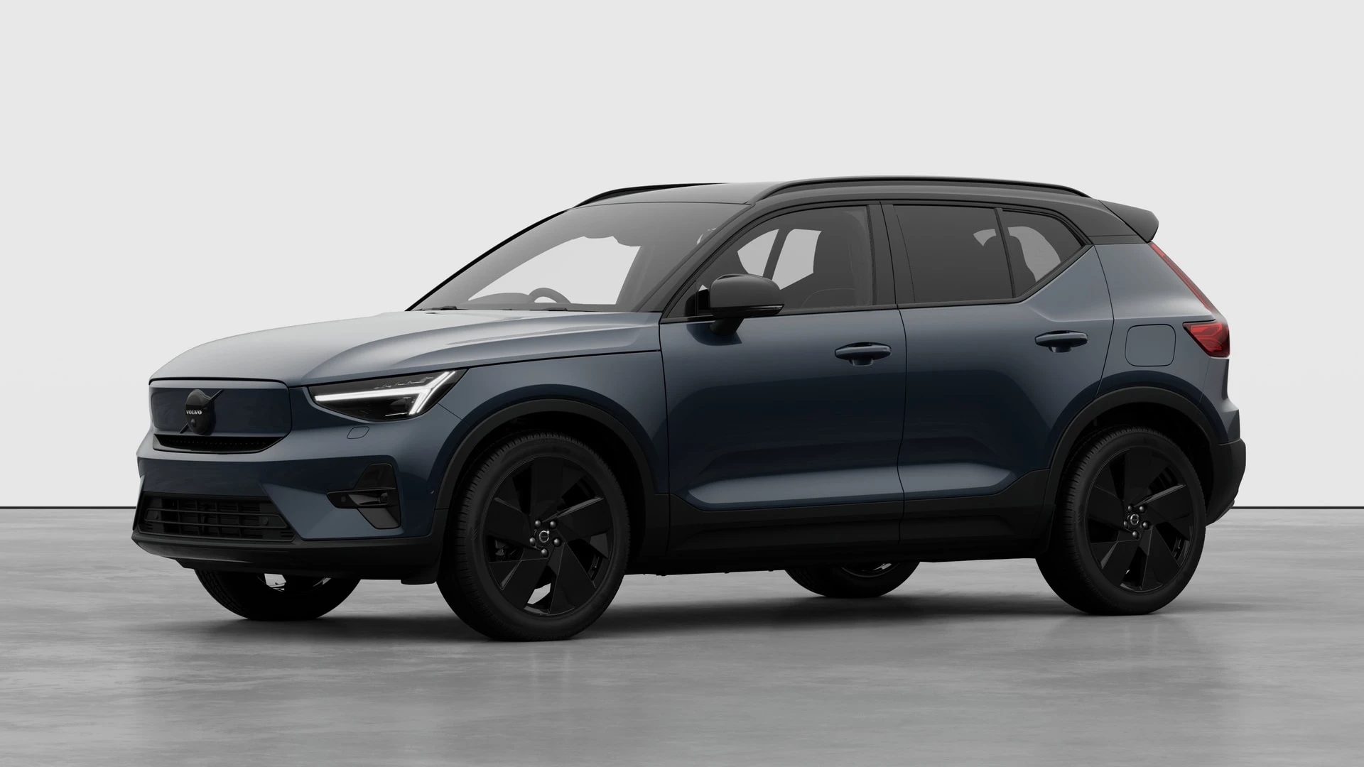 Volvo EX40 325kW TM Perf Plus Black Edition 82kWh 5dr Auto Image 1