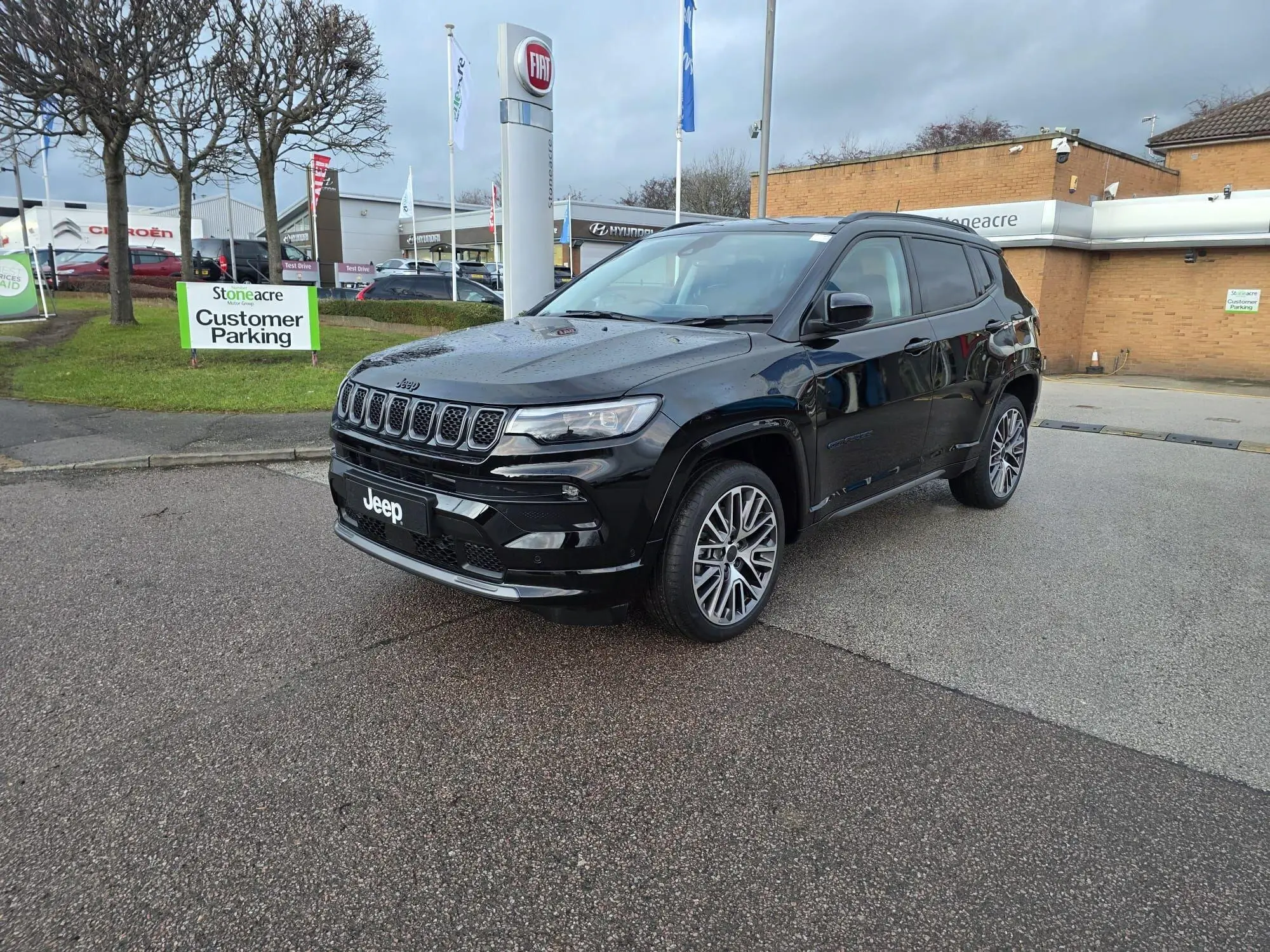 Jeep Compass 1.3 GSE T4 11.4kWh Summit Auto 4xe Euro 6 (s/s) 5dr YN26DDO Image 3