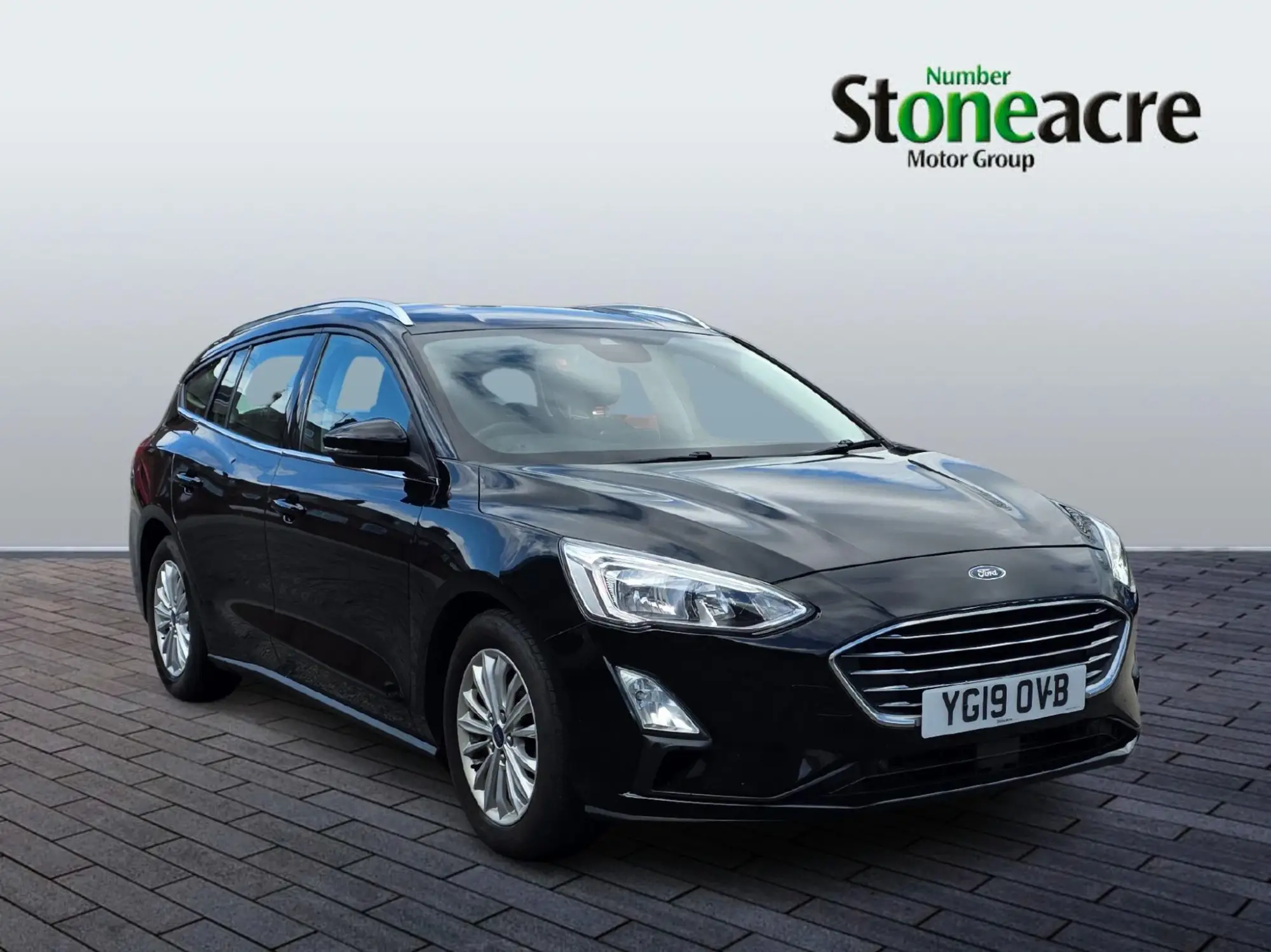 Ford Focus 1.5T EcoBoost Titanium Euro 6 (s/s) 5dr YG19OVB Image 1