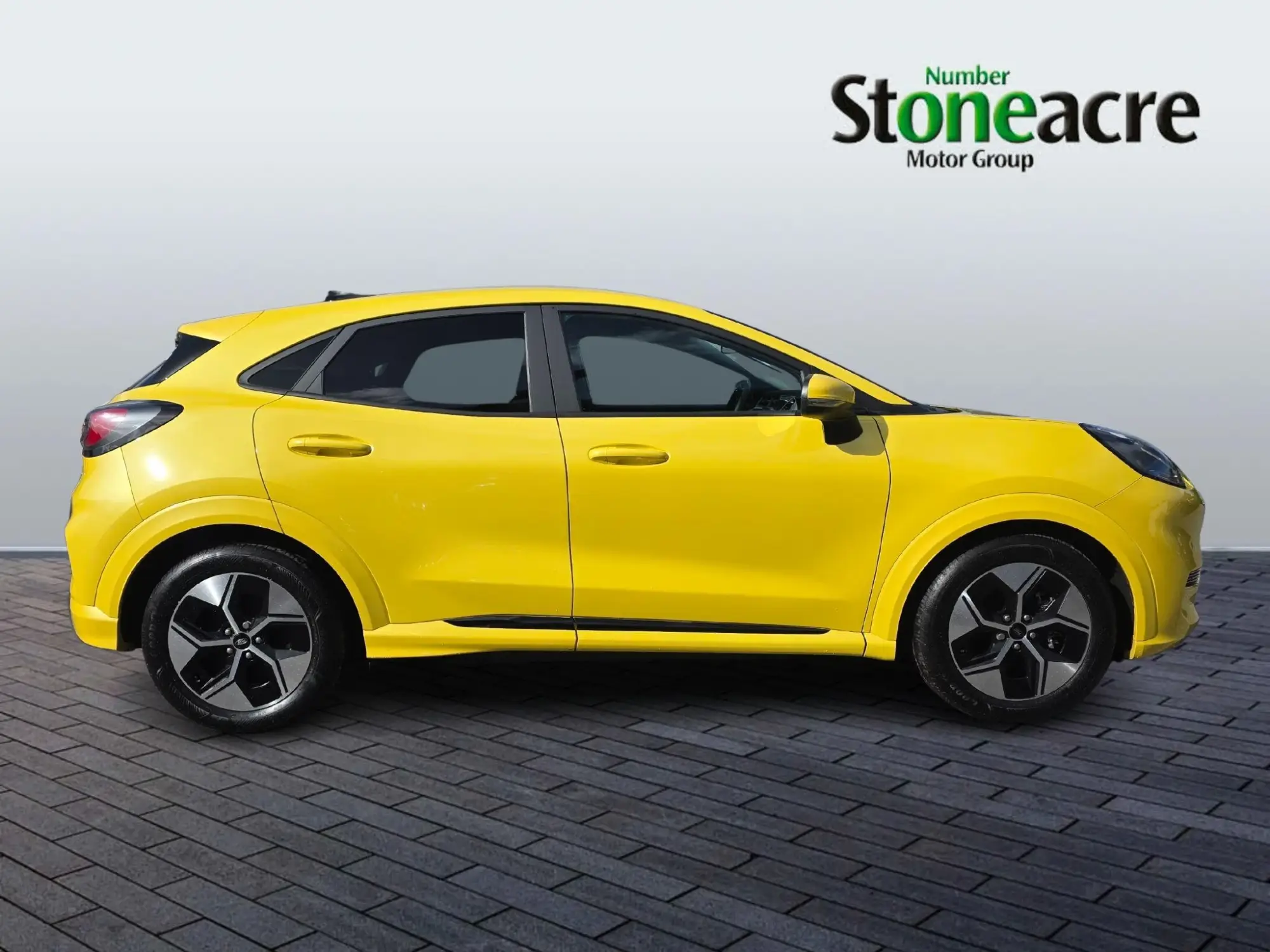 Ford Puma Gen-E Standard Range 43kWh Select Auto 5dr YJ25ETM Image 2