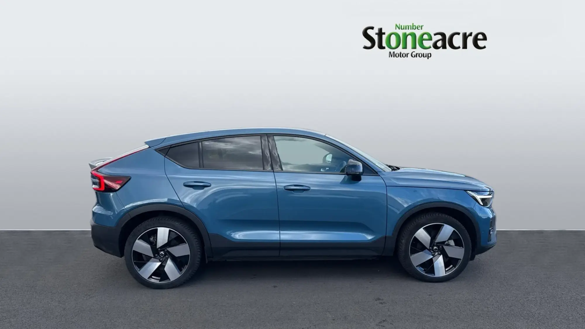 Volvo XC40 Recharge Electric Twin Recharge 82kWh Ultimate Auto AWD 5dr ND73ZXA Image 3