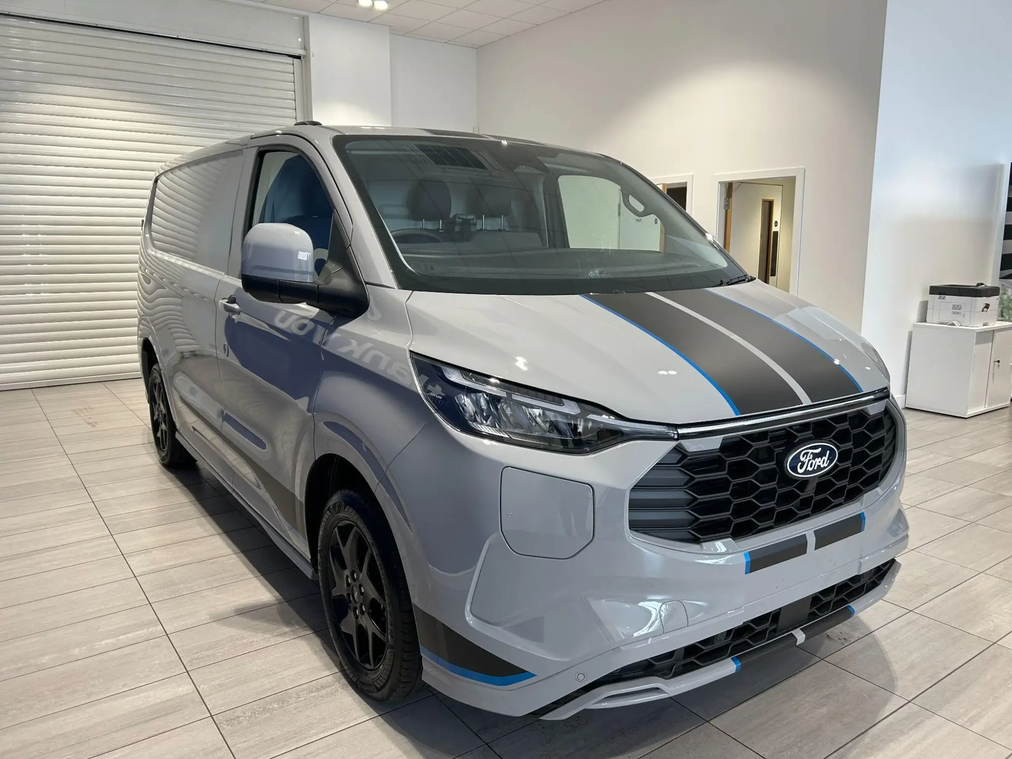 Ford Transit Custom Image 1