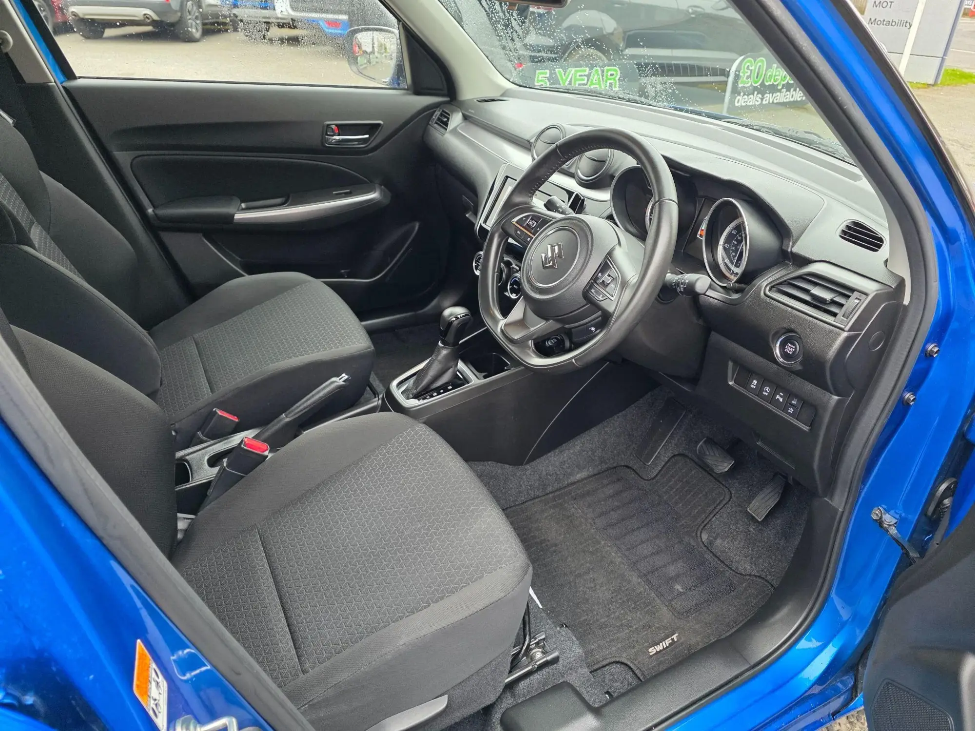Suzuki Swift Image 13