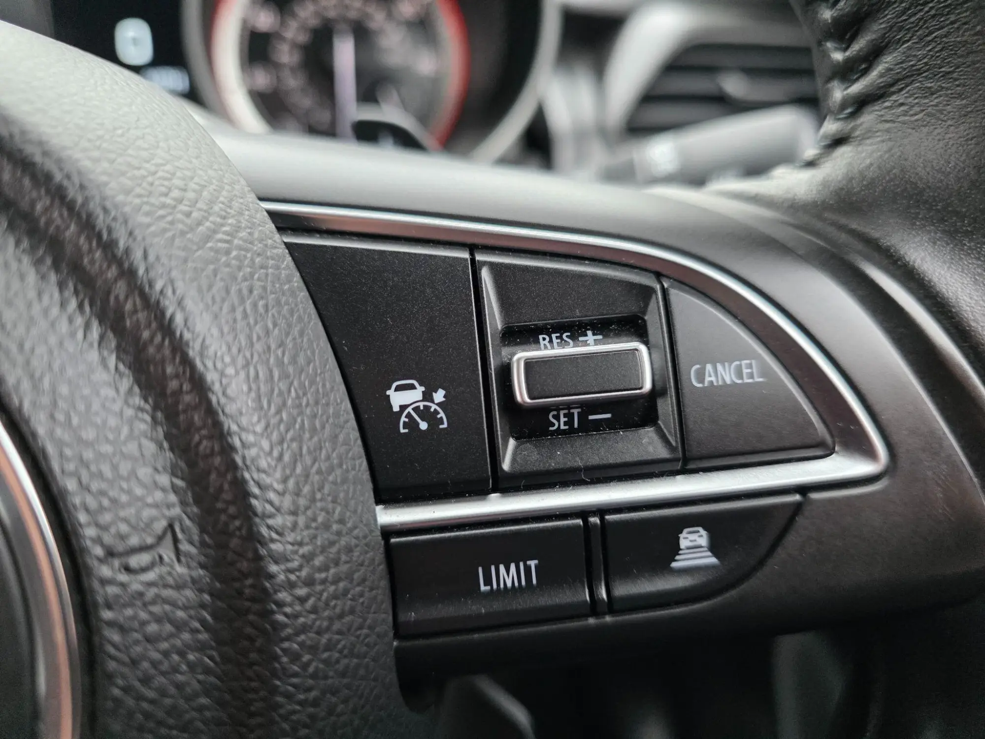 Suzuki Swift Image 19
