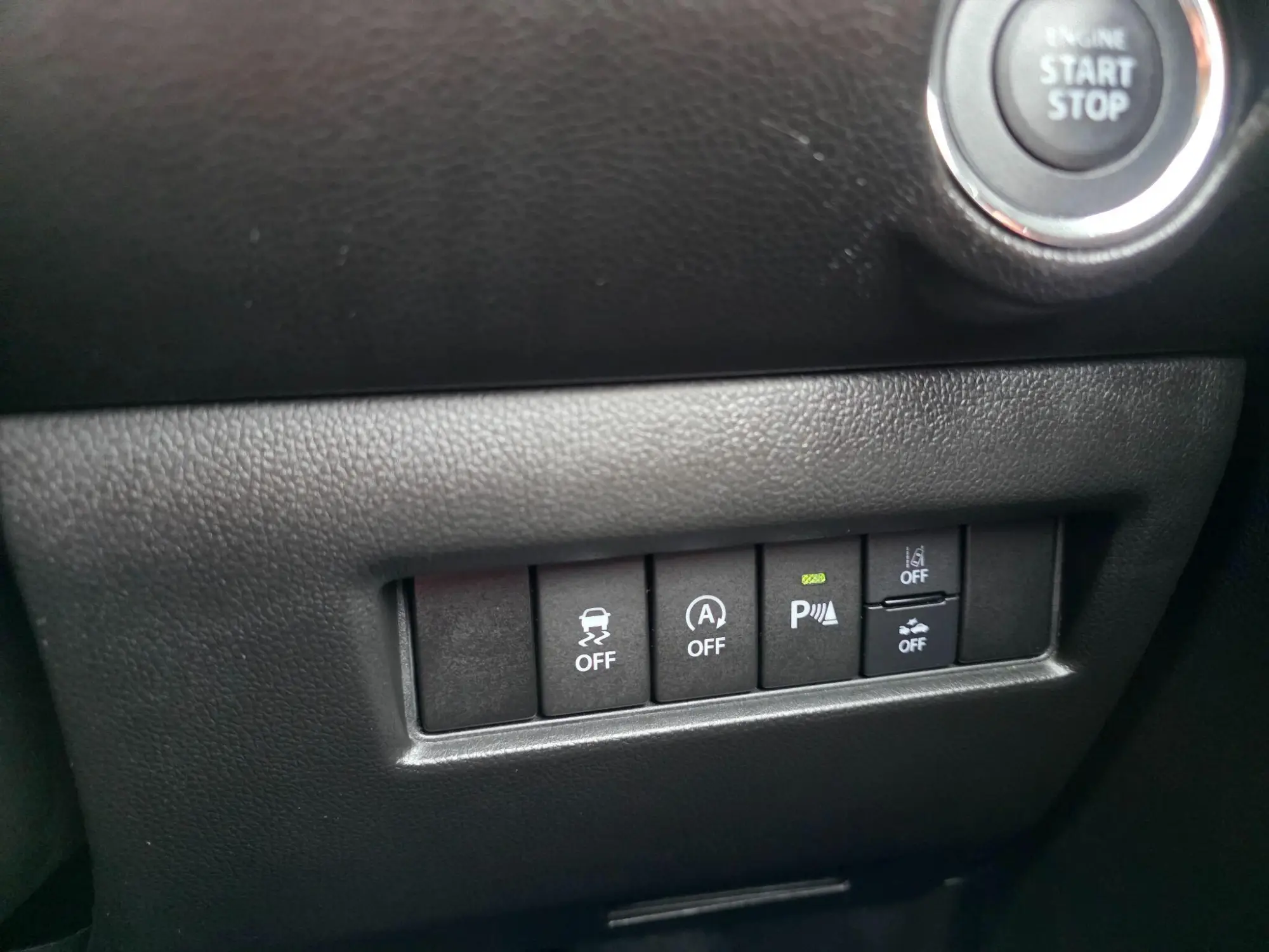 Suzuki Swift Image 28