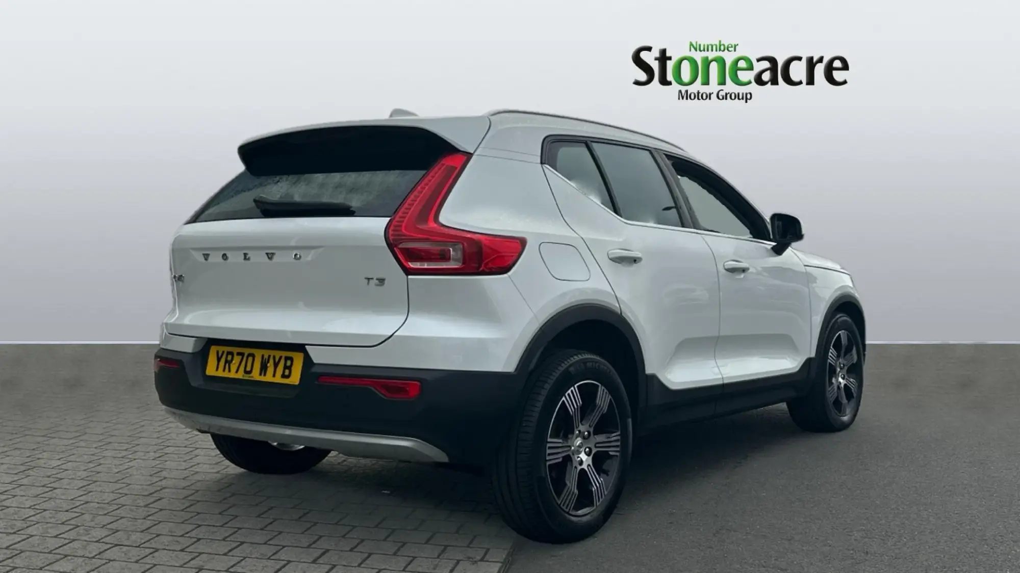 Volvo XC40 1.5 T3 [163] Inscription 5dr YR70WYB Image 2