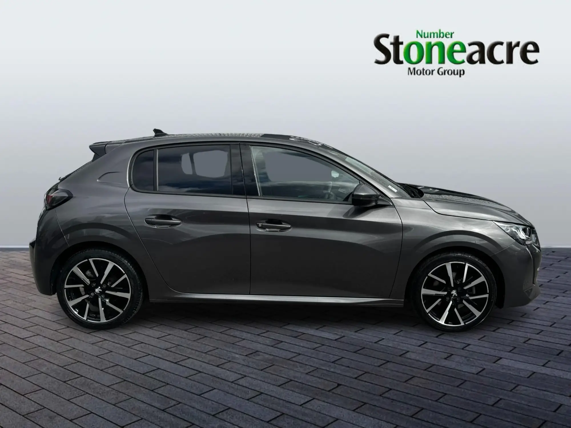 Peugeot 208 1.2 PureTech Allure Premium Hatchback 5dr Petrol Manual Euro 6 (s/s) (100 ps) GD70KHL Image 2