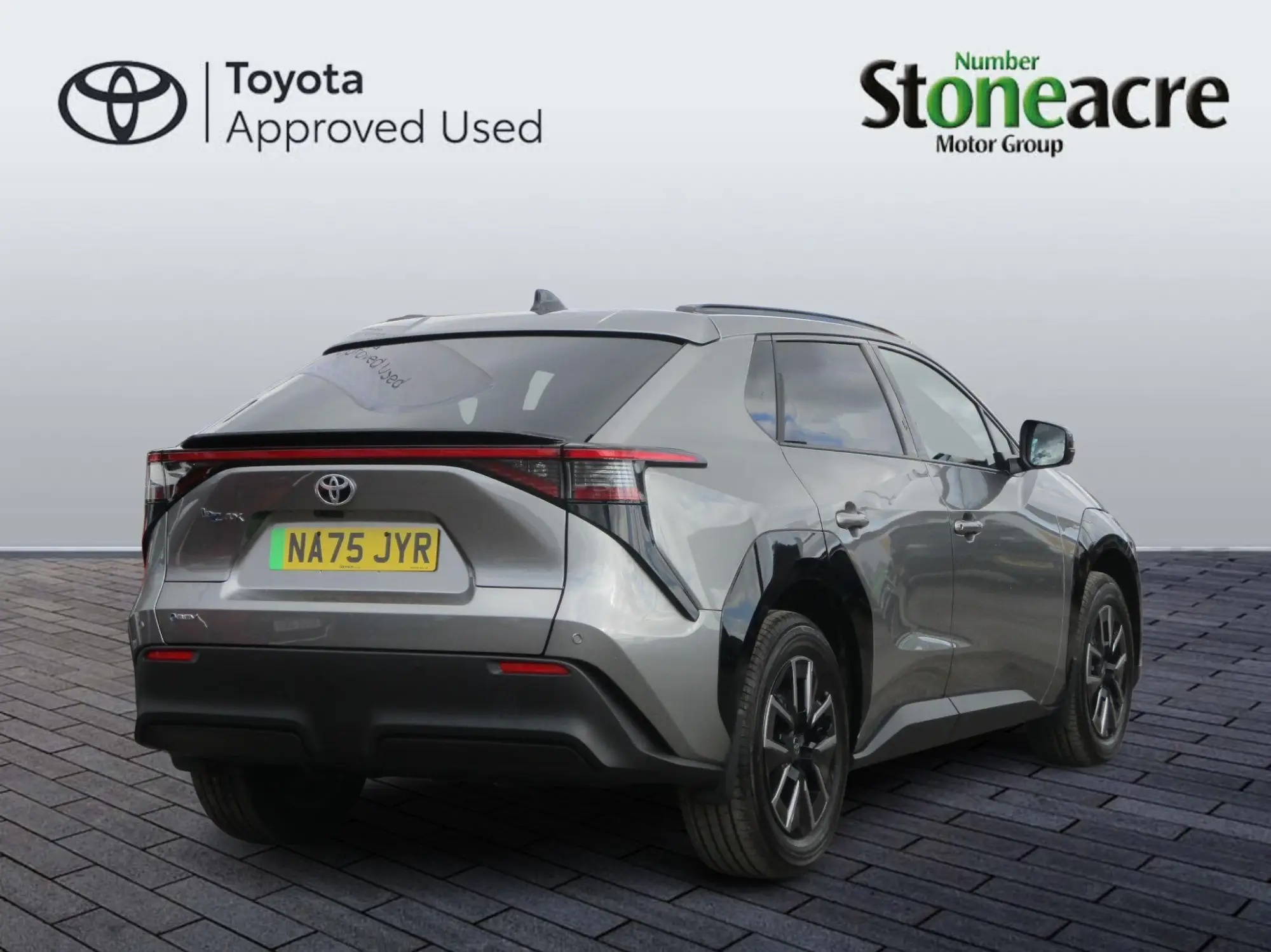 Toyota bZ4X 73.1kWh Design Auto 5dr NA75JYR Image 3