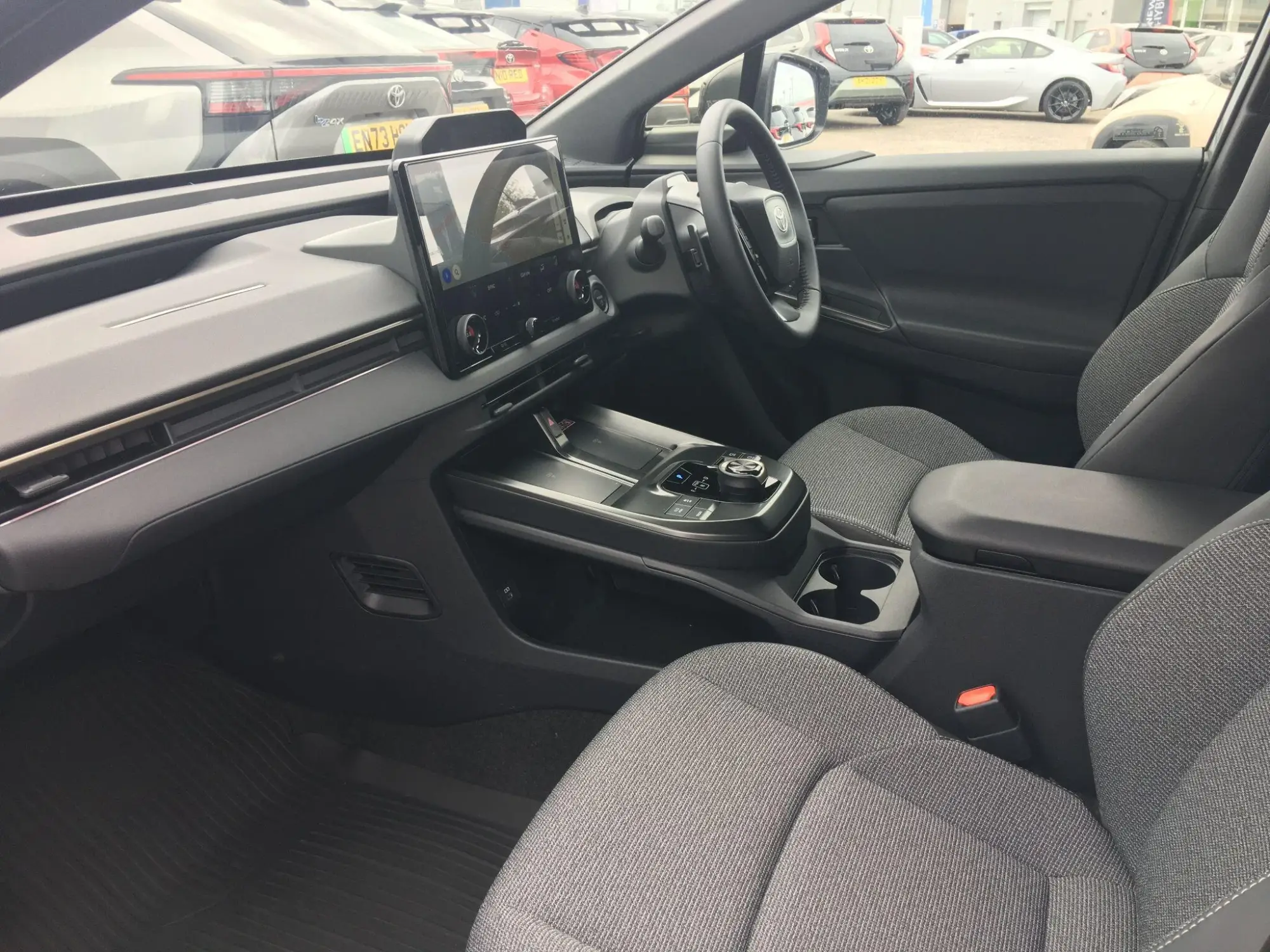 Toyota bZ4X Image 12