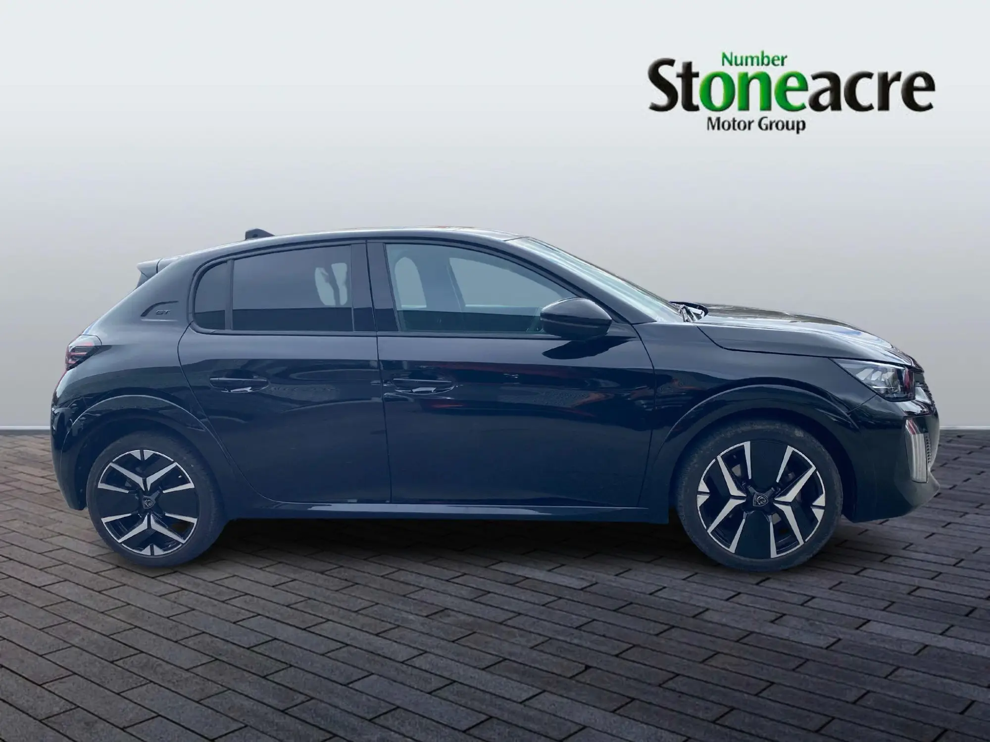 Peugeot 208 1.2 PureTech GT Euro 6 (s/s) 5dr FV74RXK Image 2