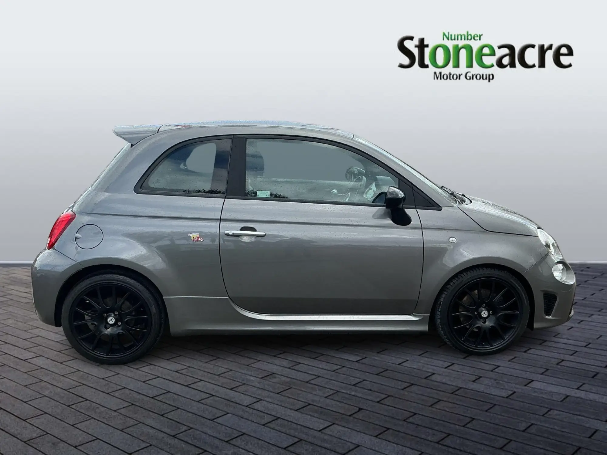 Abarth 595 F595 1.4 Tjet 165hp YP22VGL Image 2