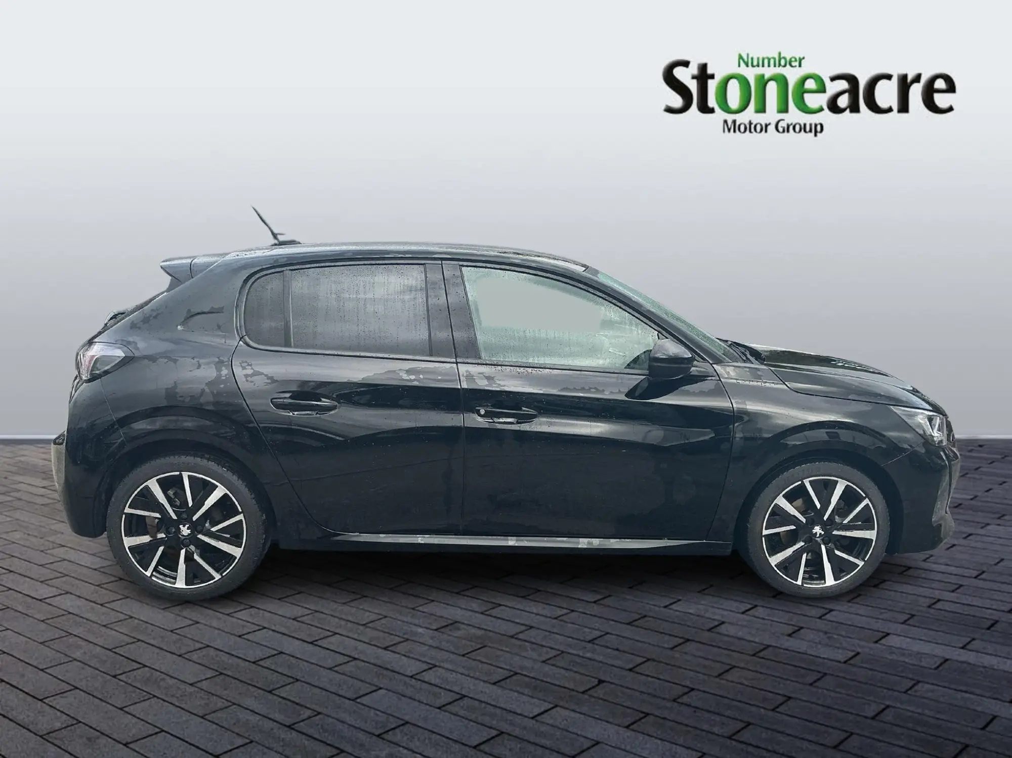 Peugeot 208 1.2 PureTech Allure Premium Hatchback 5dr Petrol Manual Euro 6 (s/s) (100 ps) YS20KKG Image 2