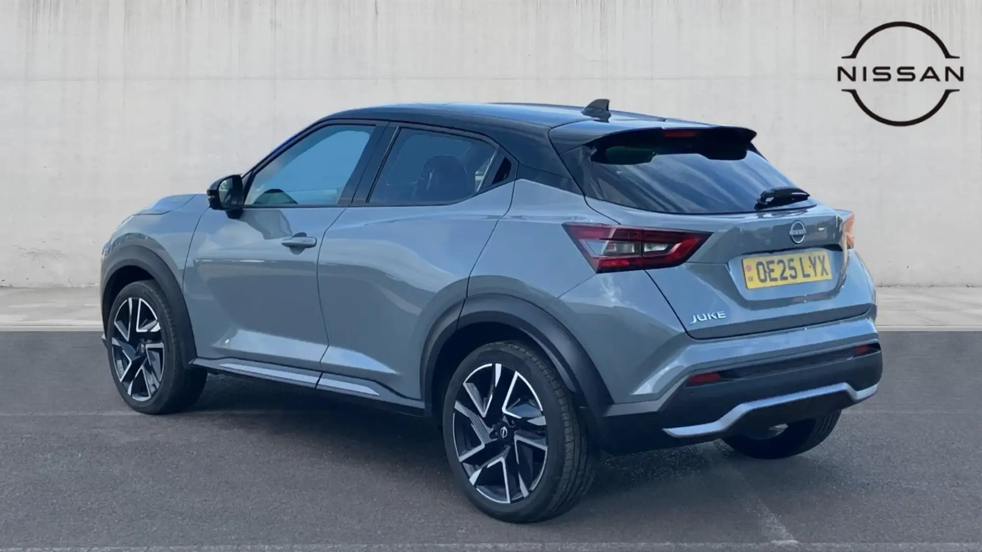 Nissan Juke 1.0 DIG-T Tekna+ Euro 6 (s/s) 5dr OE25LYX Image 3