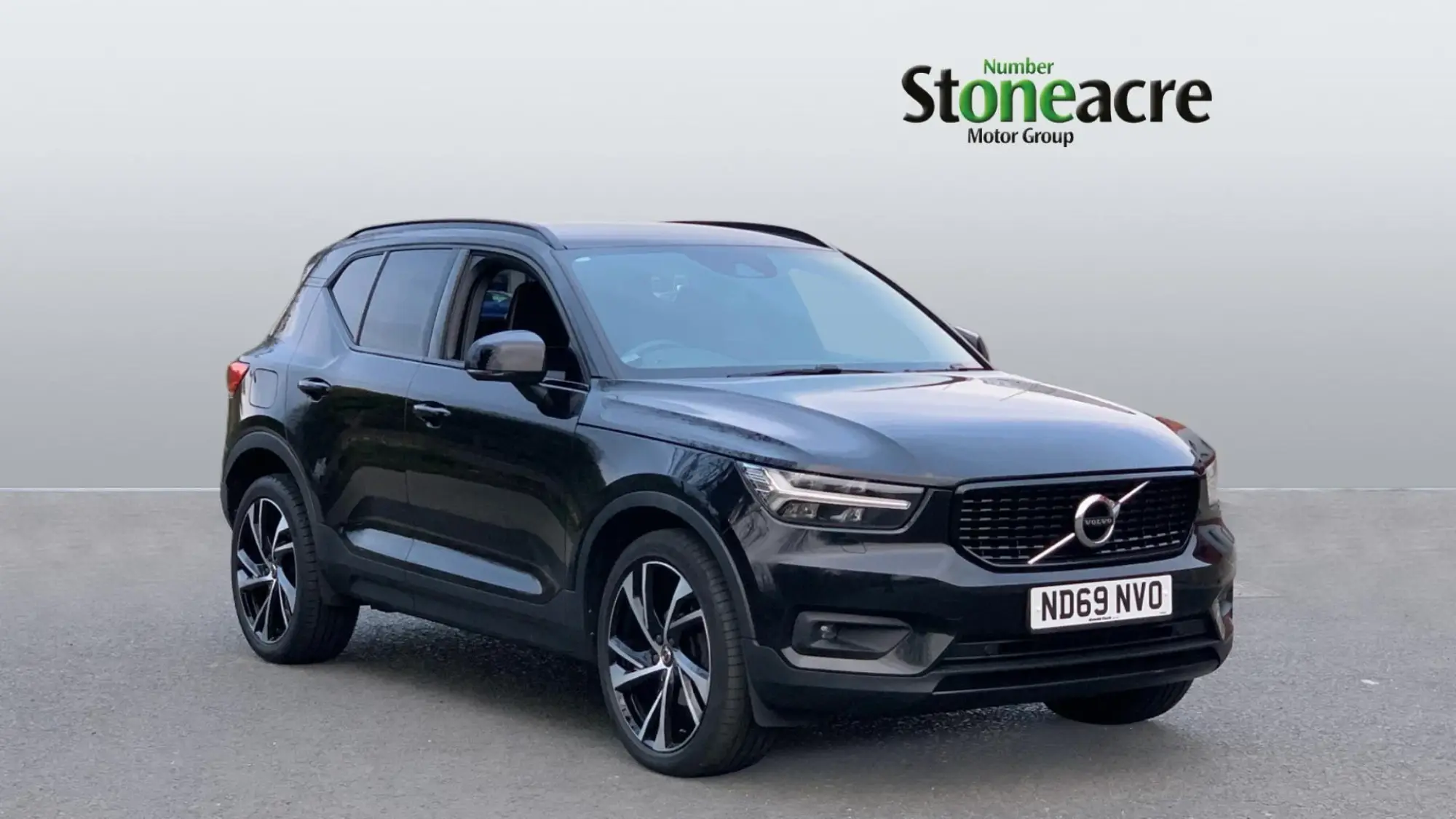 Volvo XC40 R-Design Pro T3 (163 hp) Auto ND69NVO Image 1