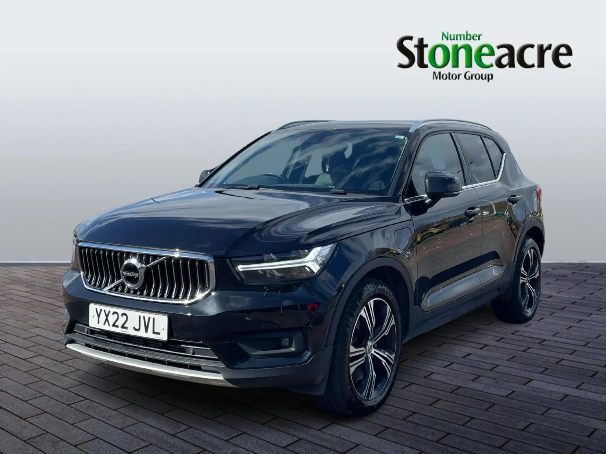 Volvo XC40 1.5h T5 Recharge 10.7kWh Ultimate Bright Auto Euro 6 (s/s) 5dr YX22JVL Image 3