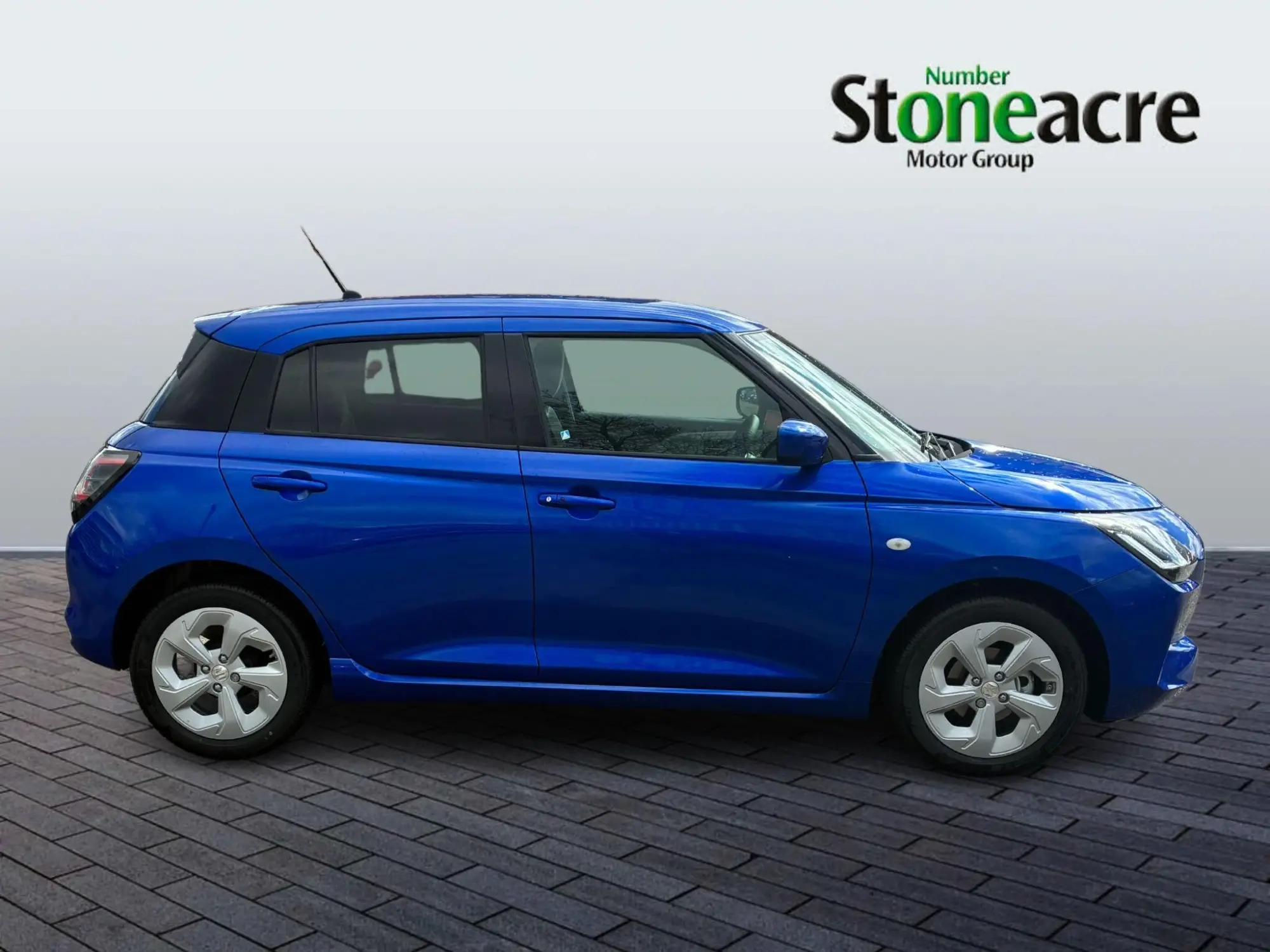 Suzuki Swift 1.2 MHEV Motion CVT Euro 6 (s/s) 5dr YJ26VOG Image 2
