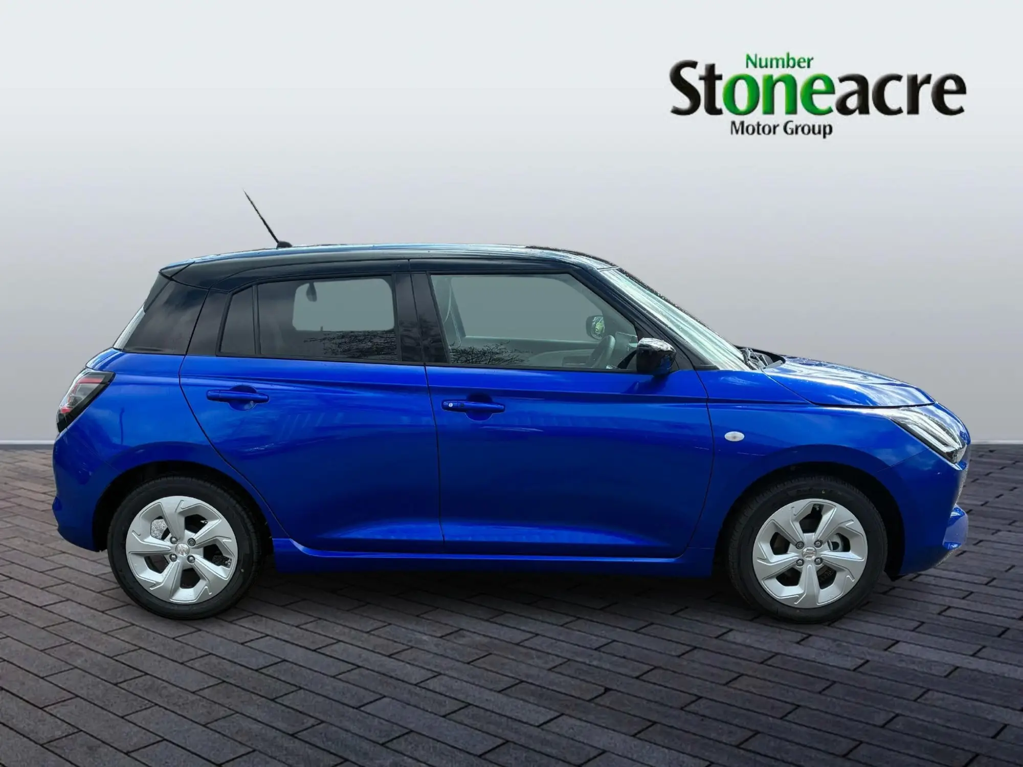 Suzuki Swift 1.2 MHEV Motion Euro 6 (s/s) 5dr YJ26VOU Image 2