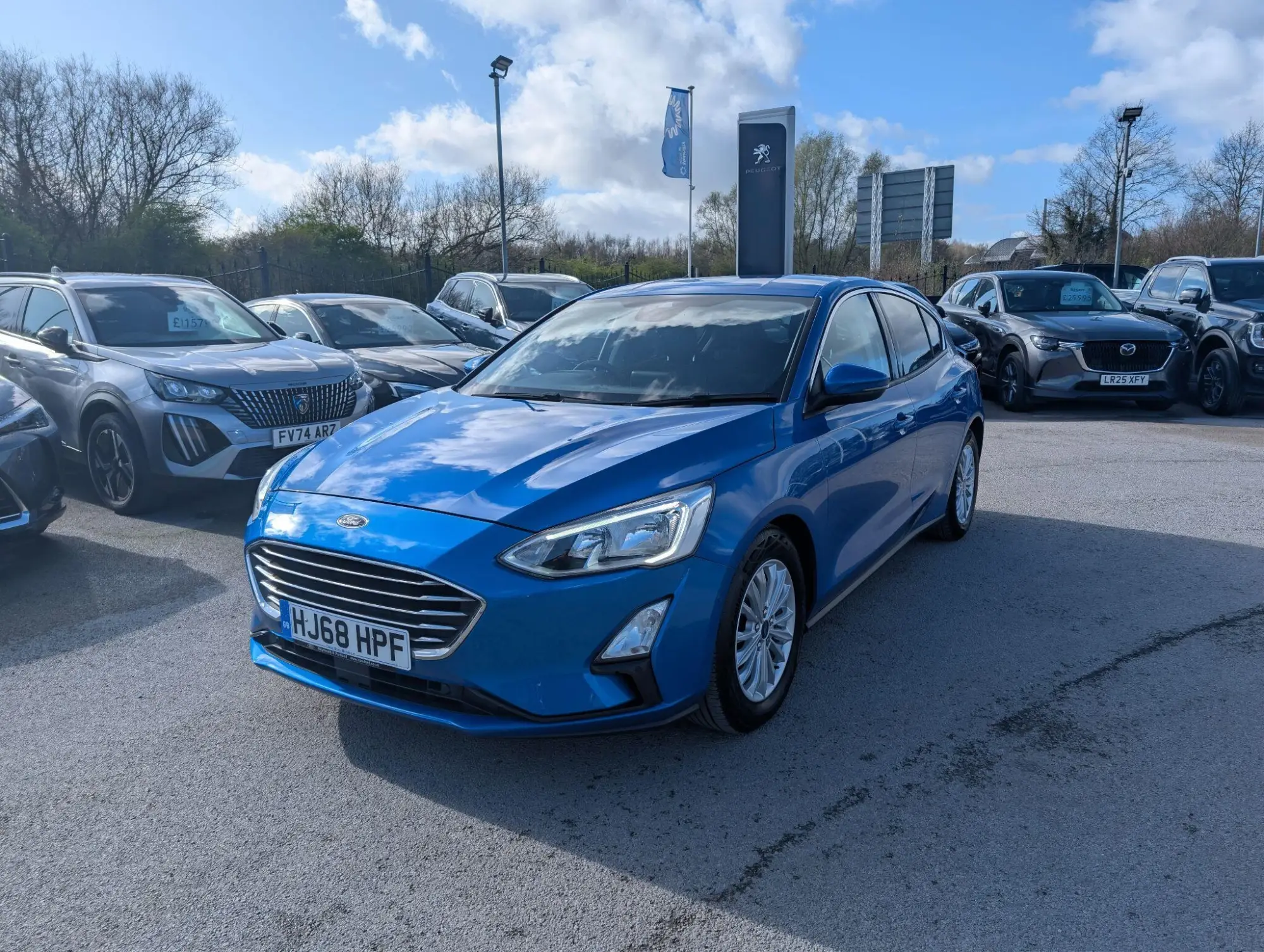 Ford Focus 1.0 EcoBoost 125 Titanium 5dr HJ68HPF Image 3