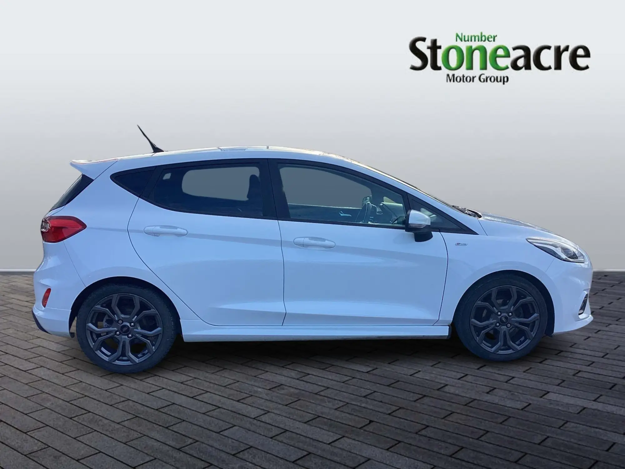 Ford Fiesta 1.0 EcoBoost 125 ST-Line 5dr YN19VJD Image 2