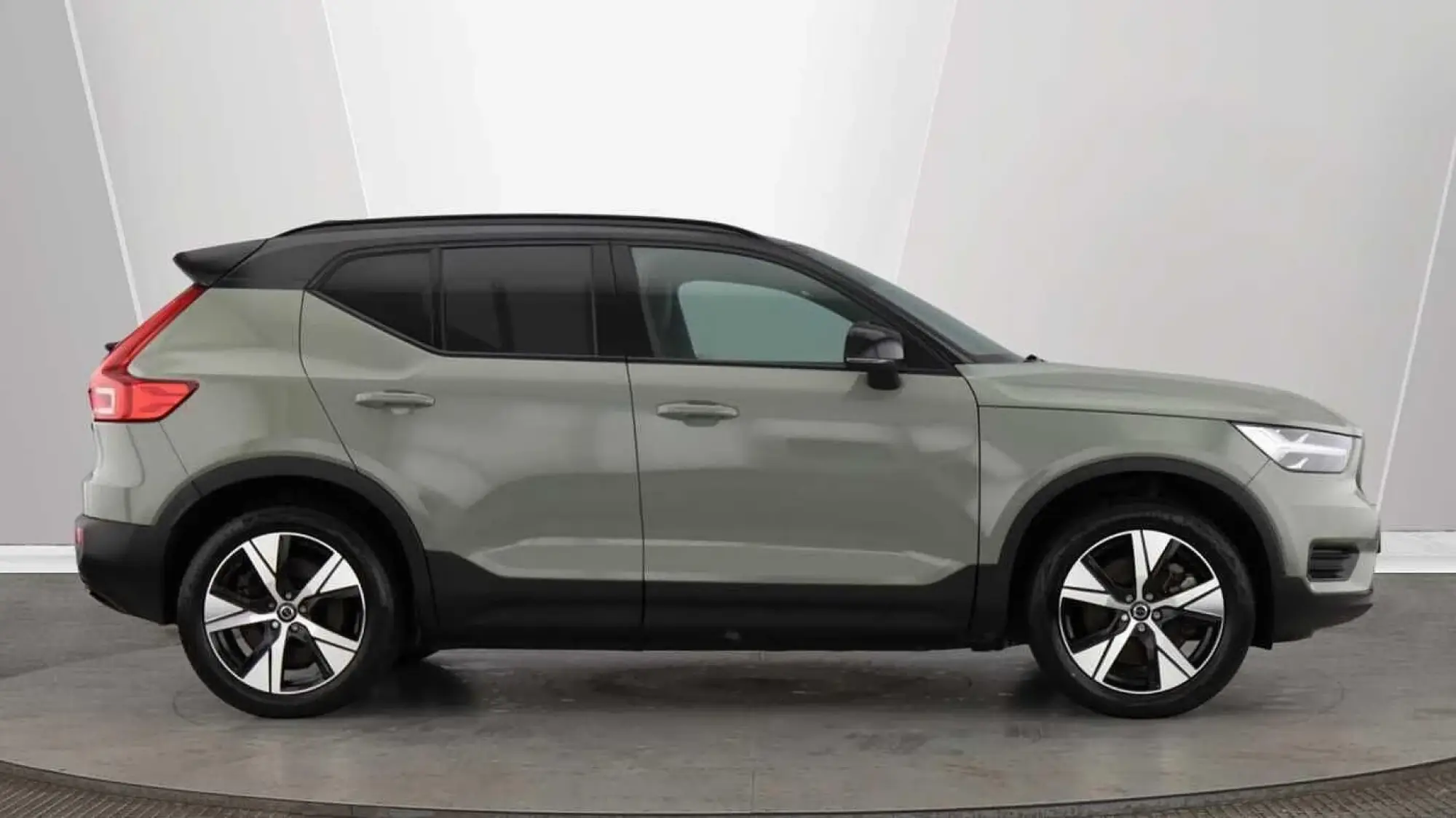 Volvo XC40 Recharge Electric Recharge Twin 78kWh Auto AWD 5dr HN71NVP Image 2