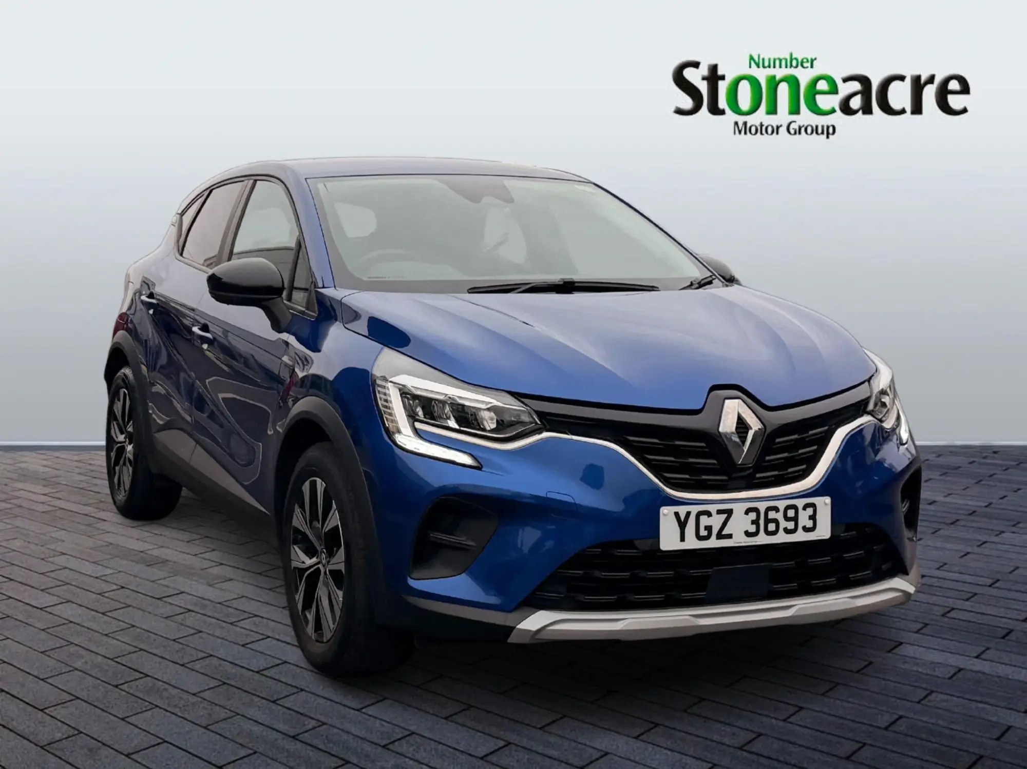 Renault Captur Evolution TCe 90 MY22 YGZ3693 Image 1
