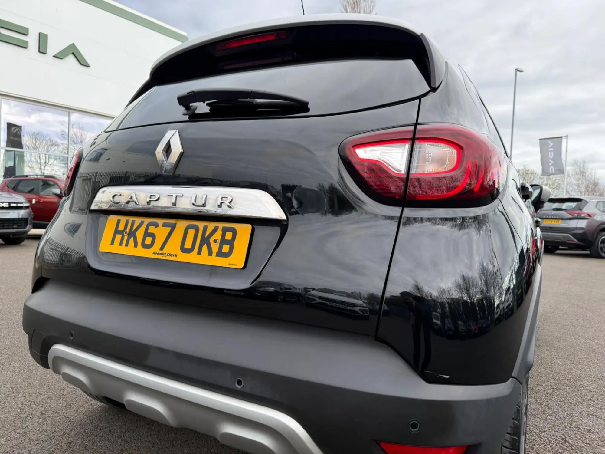 Renault Captur 0.9 TCe ENERGY Dynamique S Nav Euro 6 (s/s) 5dr HK67OKB Image 1