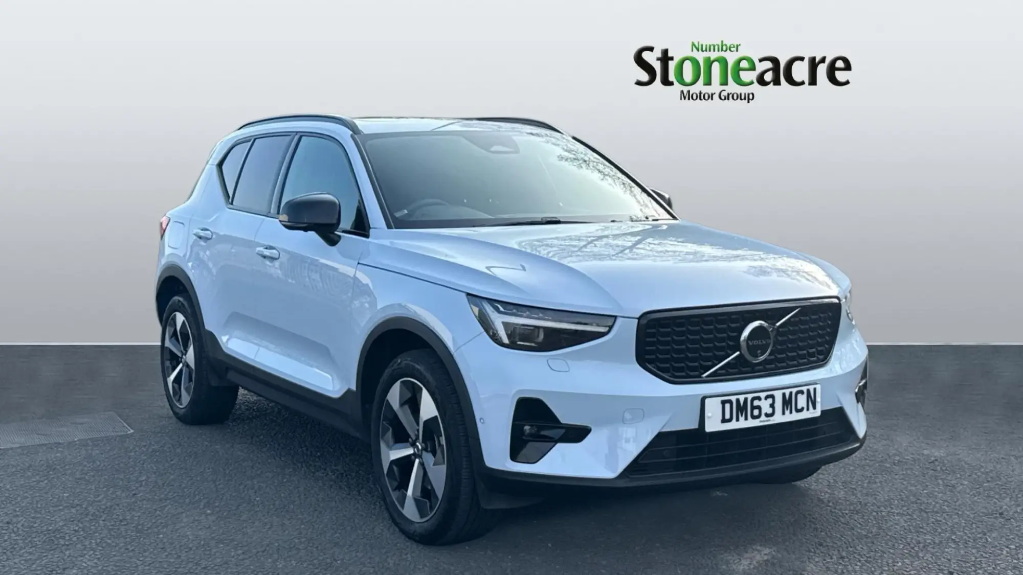 Volvo XC40 Image 1