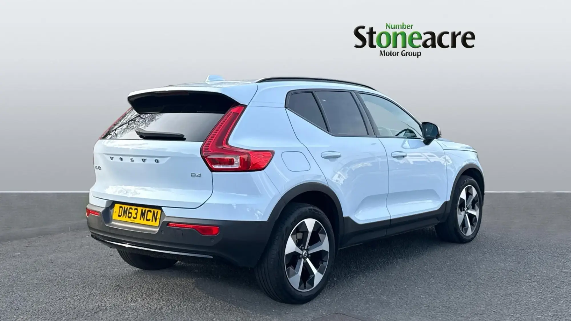 Volvo XC40 Image 2