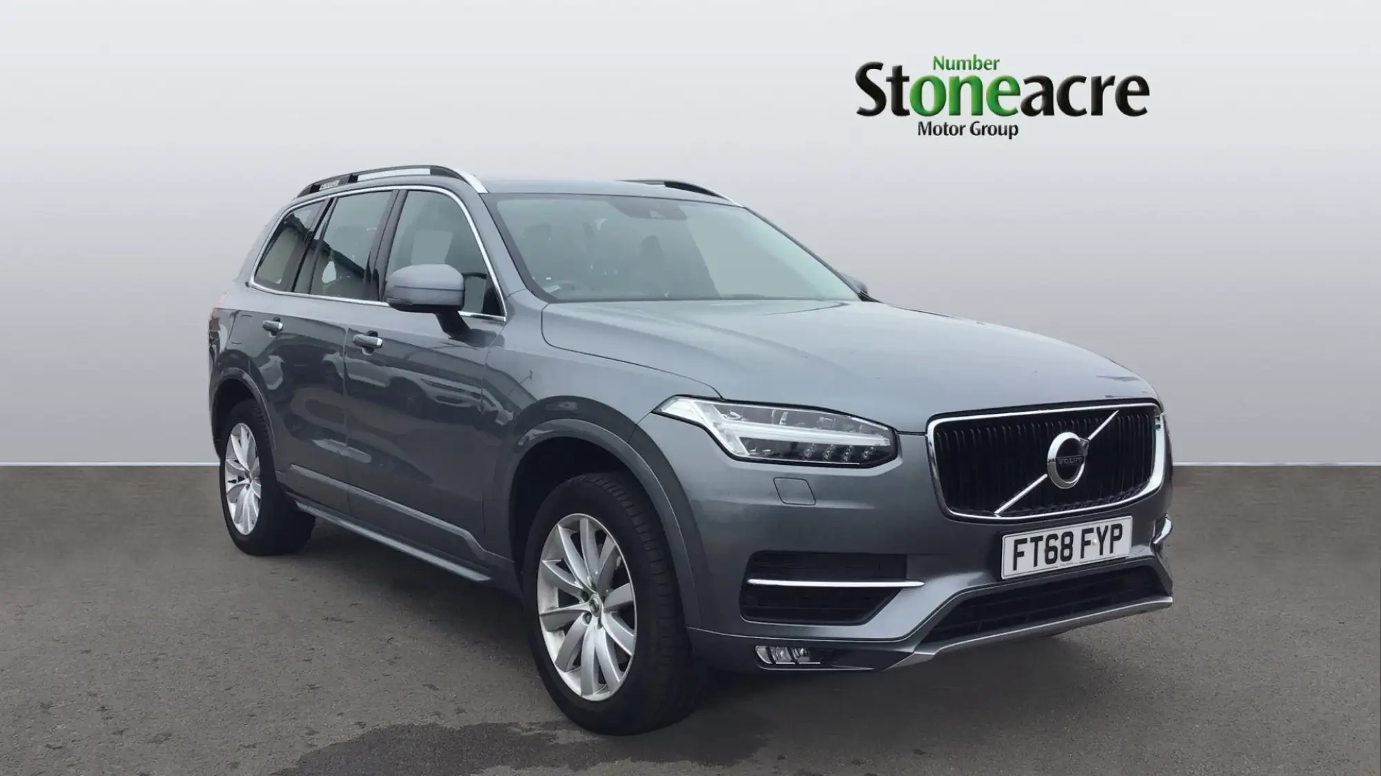 Volvo XC90 2.0 D5 PowerPulse Momentum Auto 4WD Euro 6 (s/s) 5dr FT68FYP Image 1