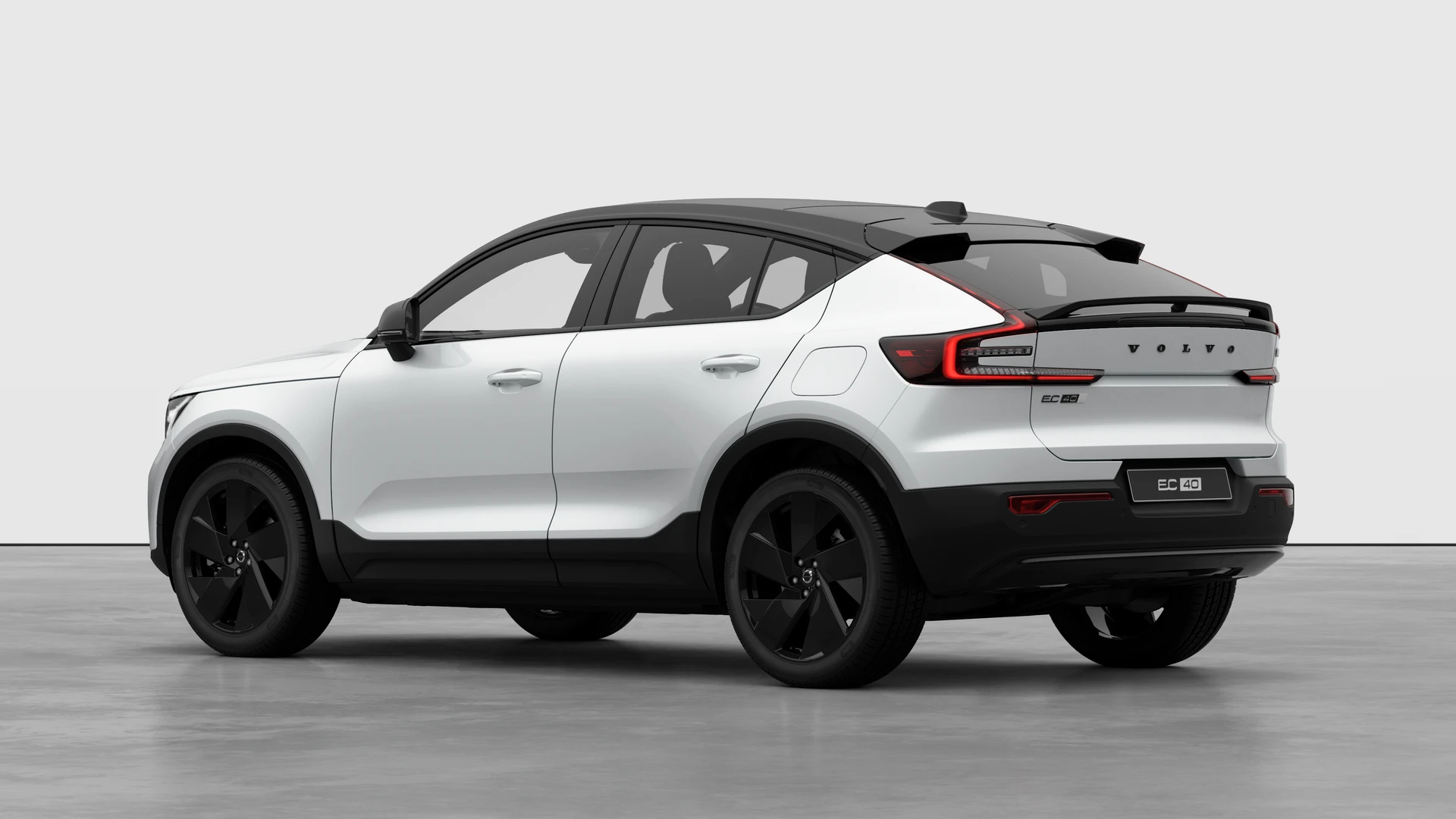 Volvo EC40 325kW TM Perf Plus Black Edition 82kWh 5dr Auto Image 3