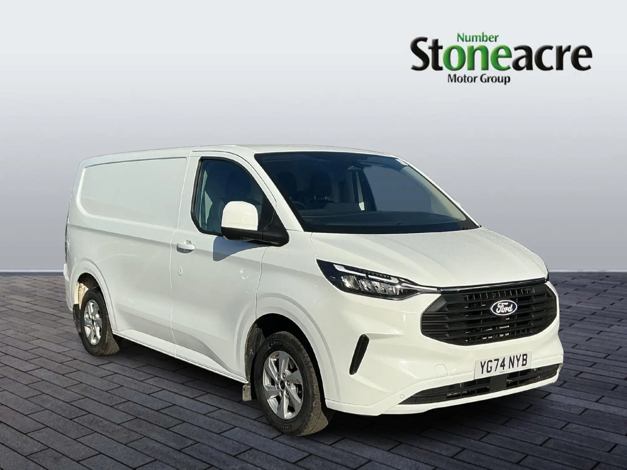 Ford Transit Custom Image 1