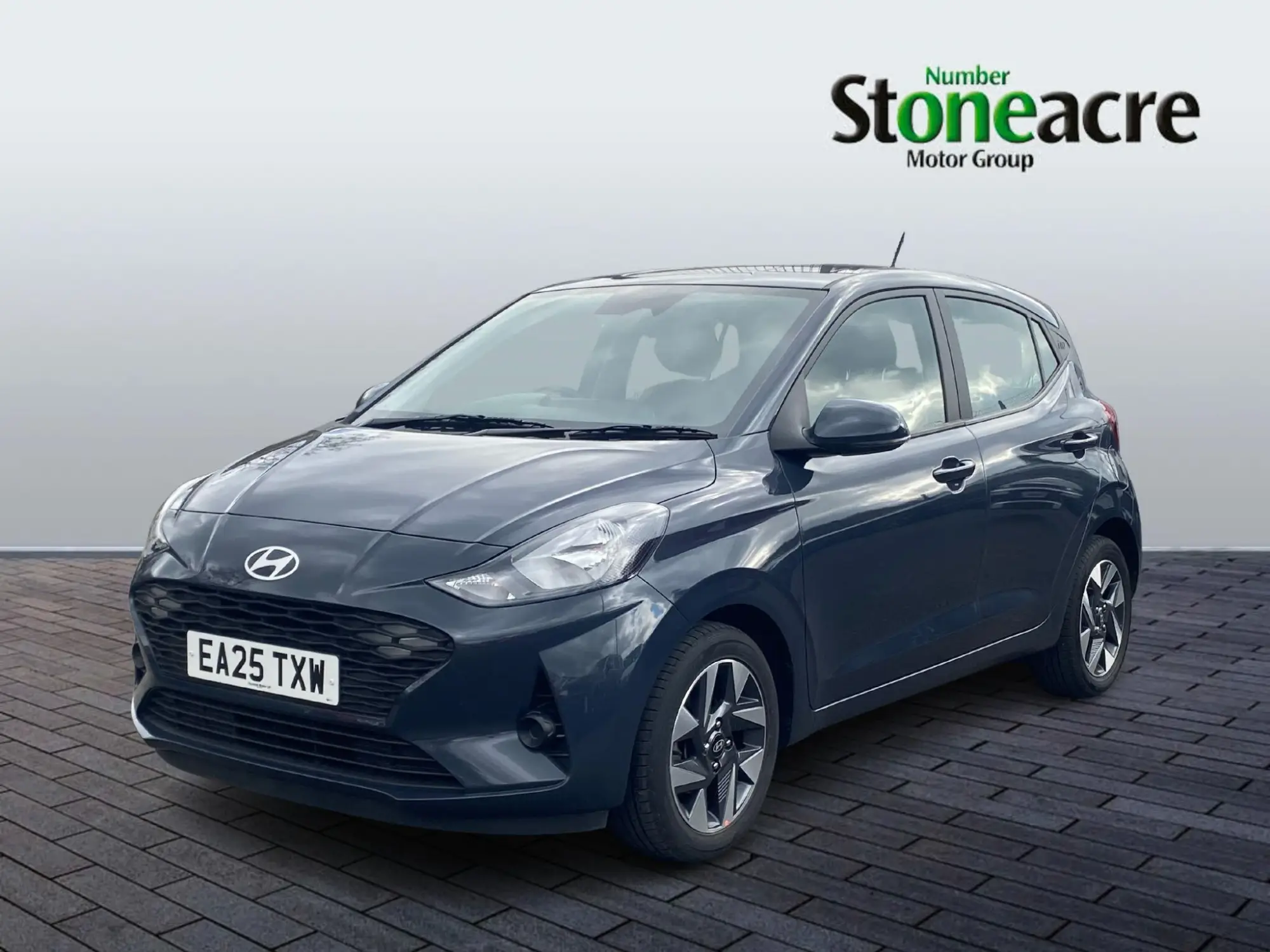 Hyundai i10 Image 3