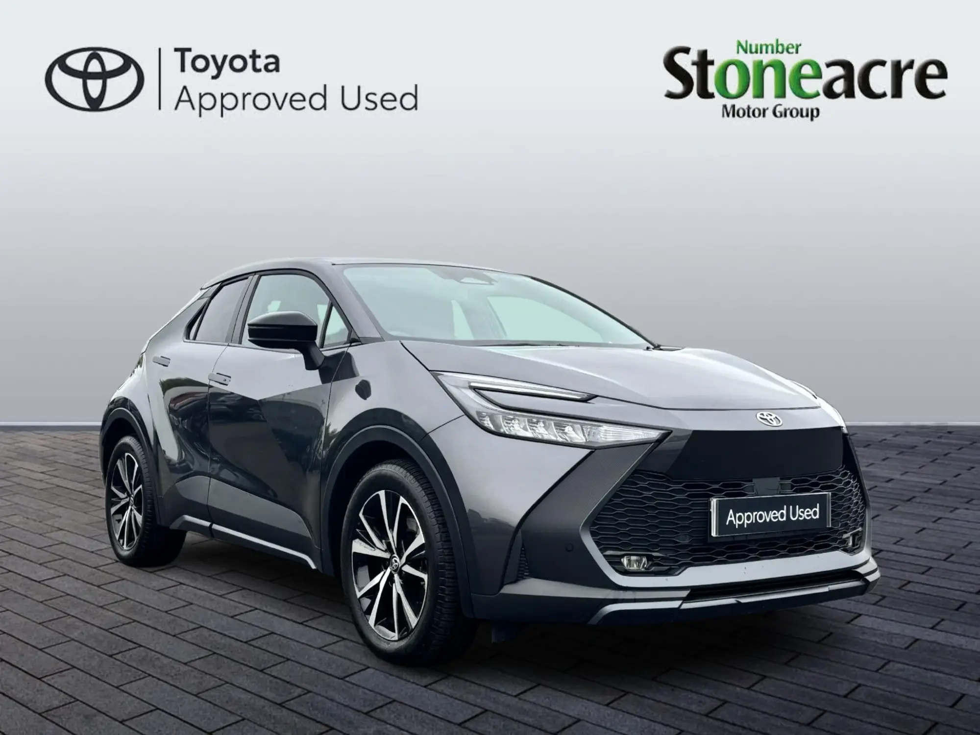 Toyota C-HR Plug-in Hybrid 2.0 VVT-h 13.6 kWh Design CVT Euro 6 (s/s) 5dr NV25FZO Image 1