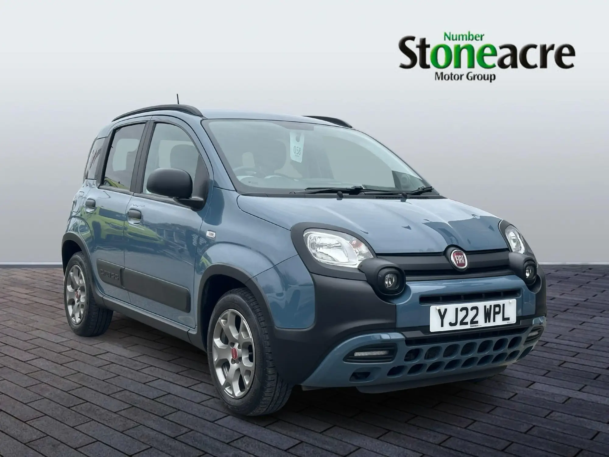 Fiat Panda 1.0 Mild Hybrid City Cross 5dr YJ22WPL Image 1