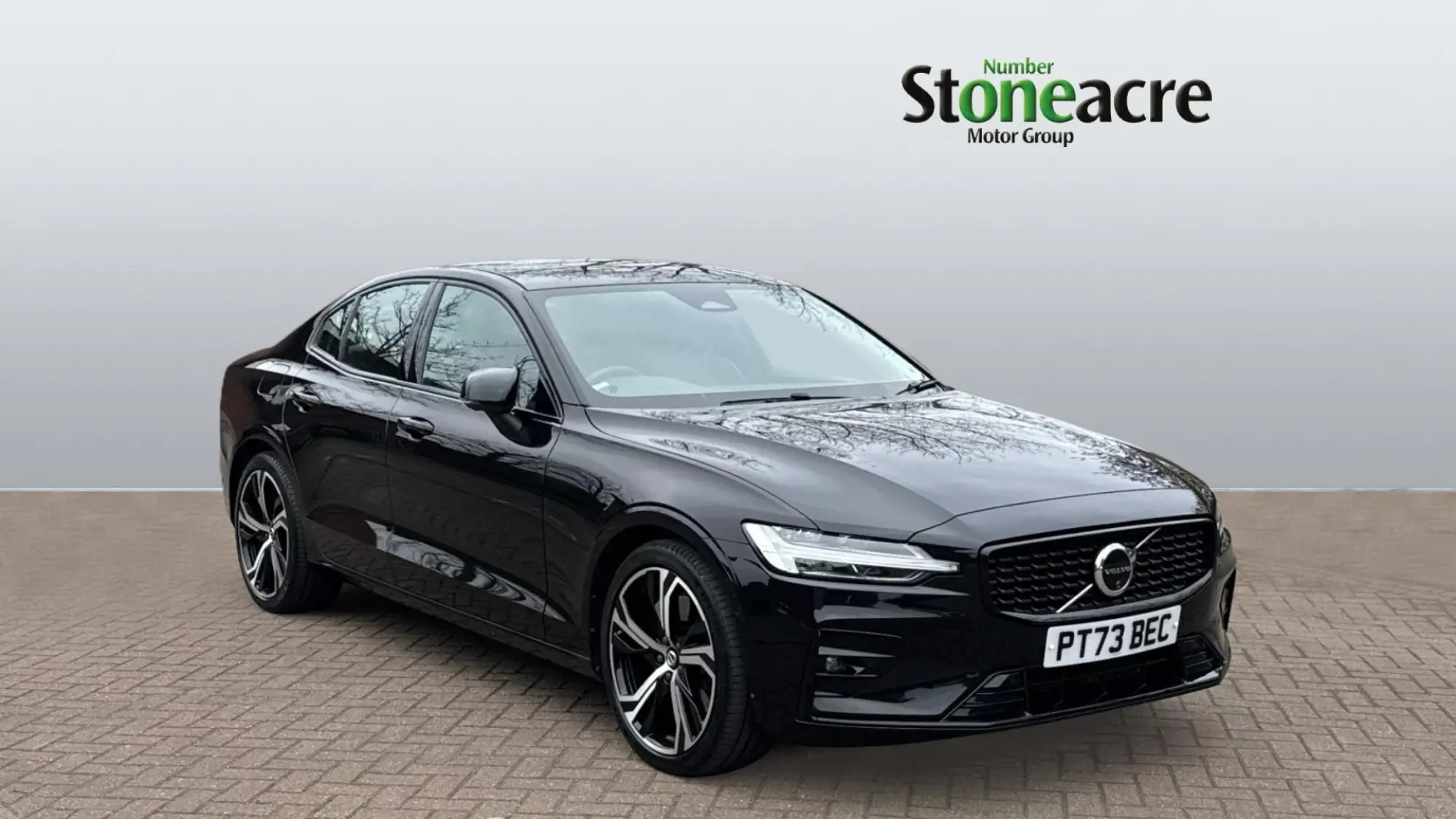 Volvo S60 2.0 B5P Plus Dark 4dr AWD Auto PT73BEC Image 1