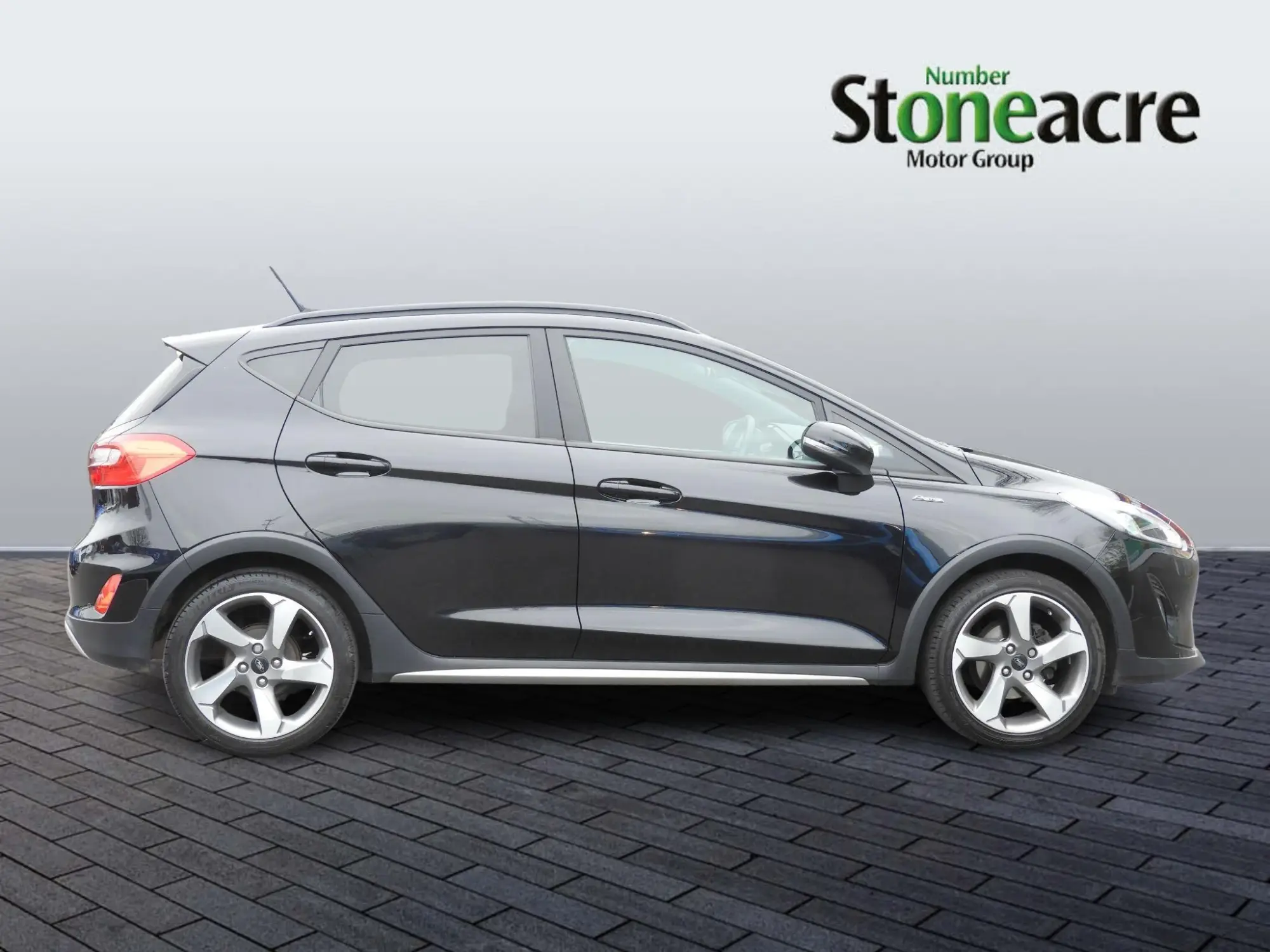 Ford Fiesta 1.0 EcoBoost 95 Active Edition 5dr BG21HWB Image 2