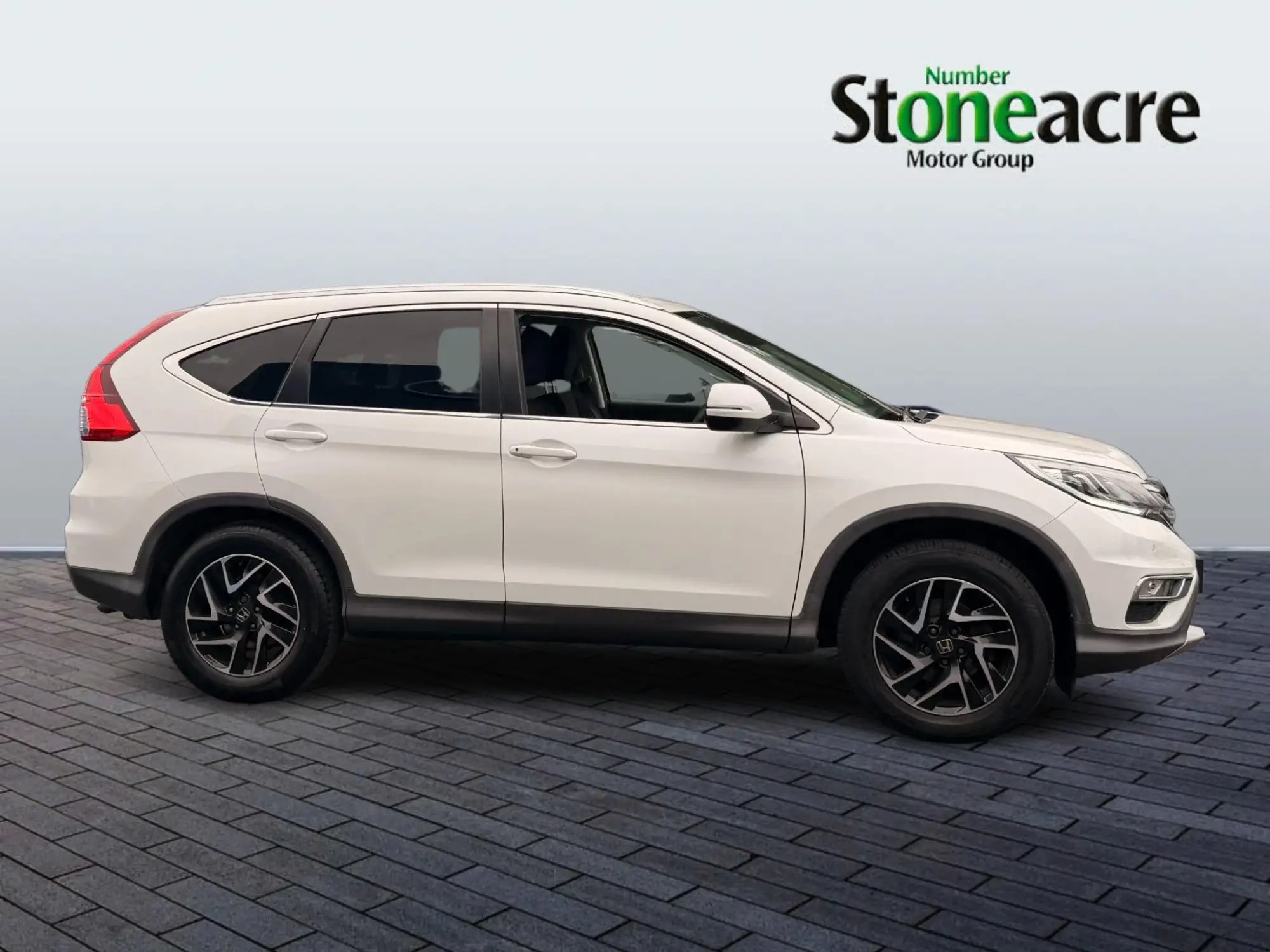 Honda CR-V 2.0 i-VTEC SE Plus 4WD Euro 6 (s/s) 5dr YP16YYK Image 2