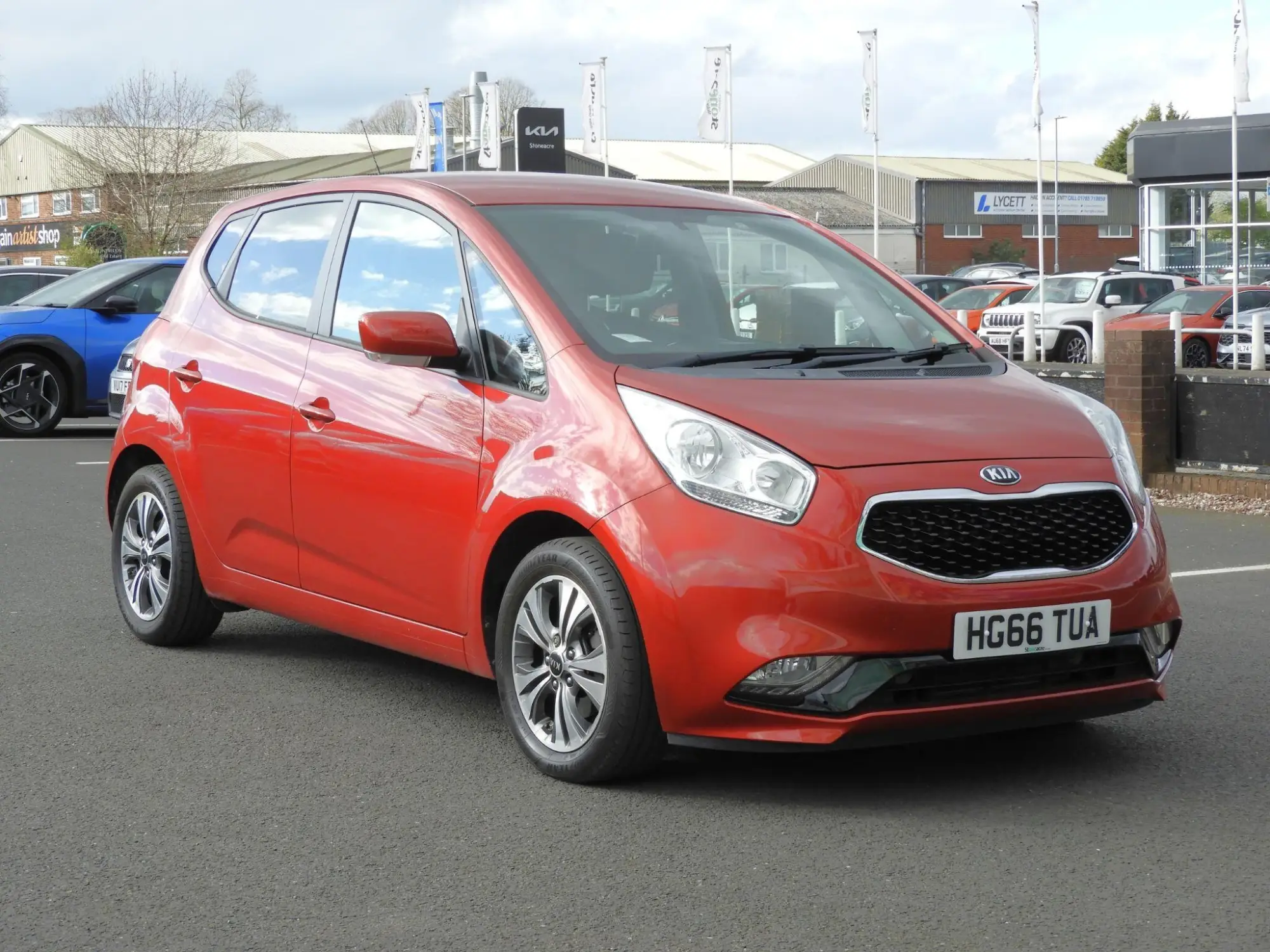 Kia Venga 1.6 3 MPV 5dr Petrol Auto Euro 6 (123 bhp) HG66TUA Image 1