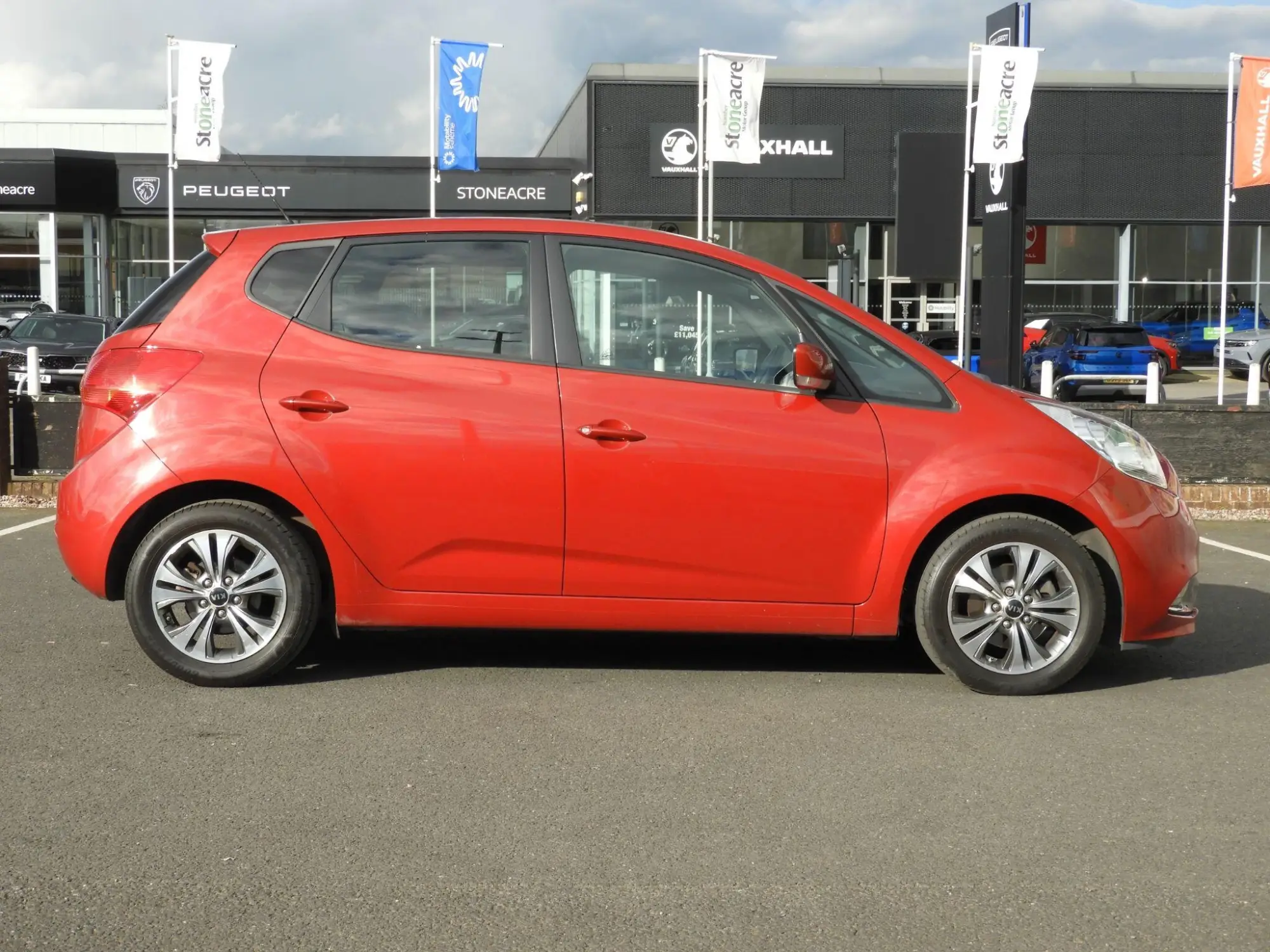 Kia Venga 1.6 3 MPV 5dr Petrol Auto Euro 6 (123 bhp) HG66TUA Image 2