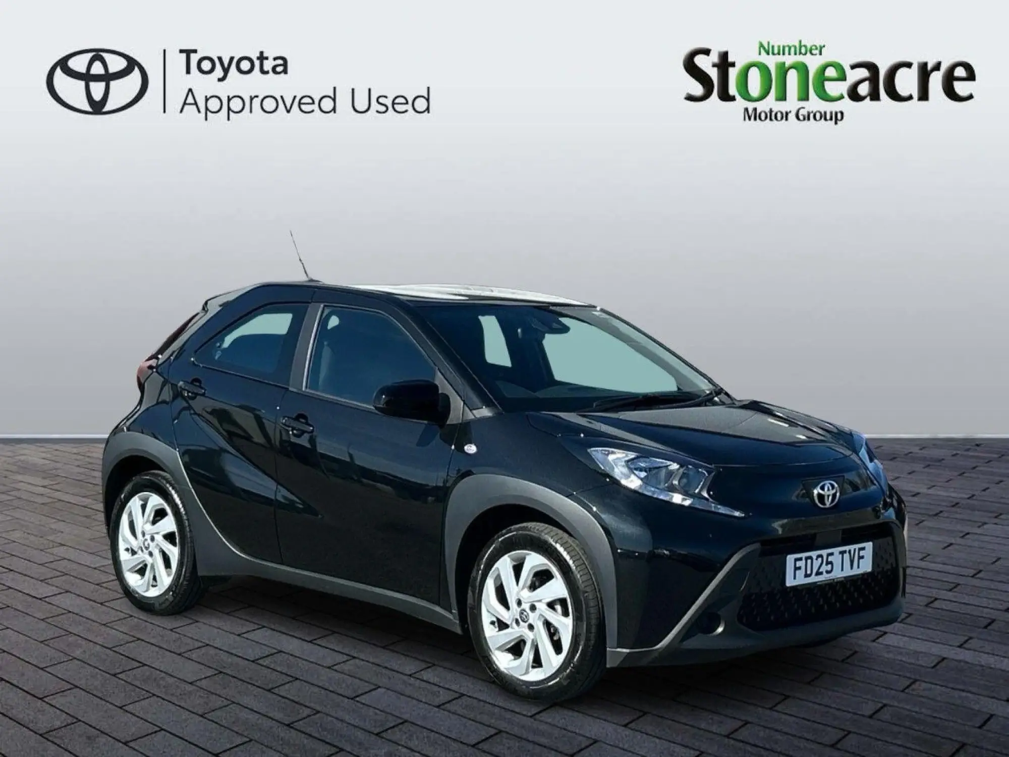 Toyota Aygo X 1.0 VVT-i Pure 5dr Auto FD25TVF Image 1