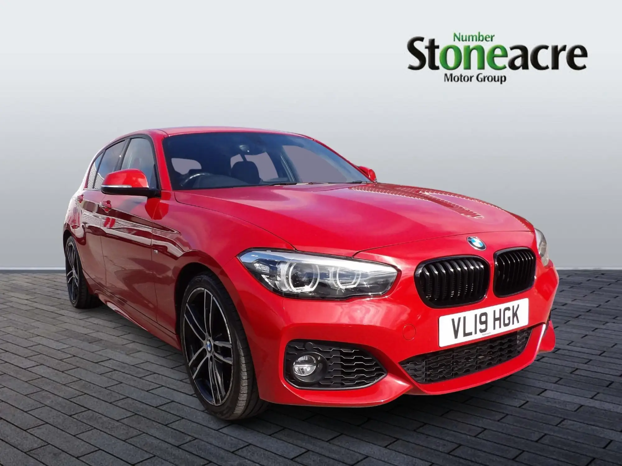BMW 1 Series 118i M Sport Shadow Edition 5-door VL19HGK Image 1