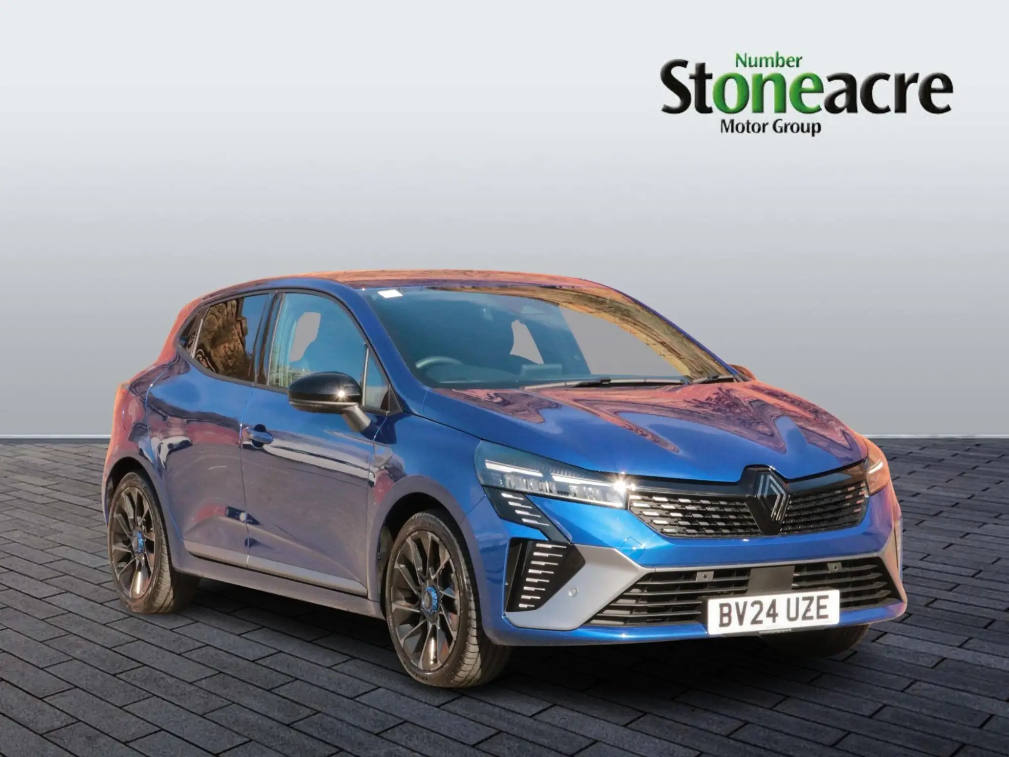 Renault Clio E-Tech 1.6 E-TECH esprit Alpine Auto Euro 6 (s/s) 5dr BV24UZE Image 1