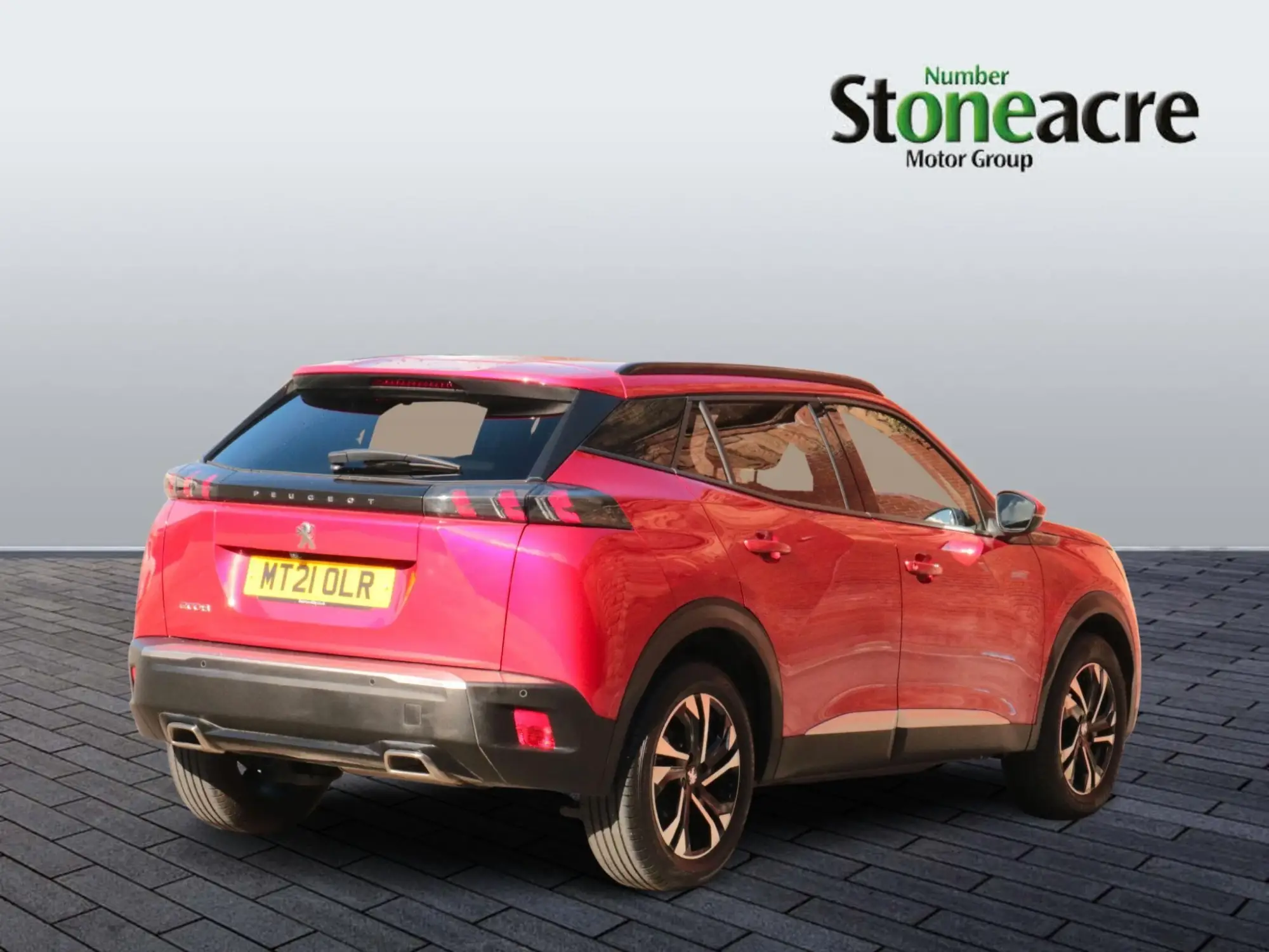 Peugeot 2008 1.2 PureTech Allure Premium SUV 5dr Petrol EAT Euro 6 (s/s) (130 ps) MT21OLR Image 3